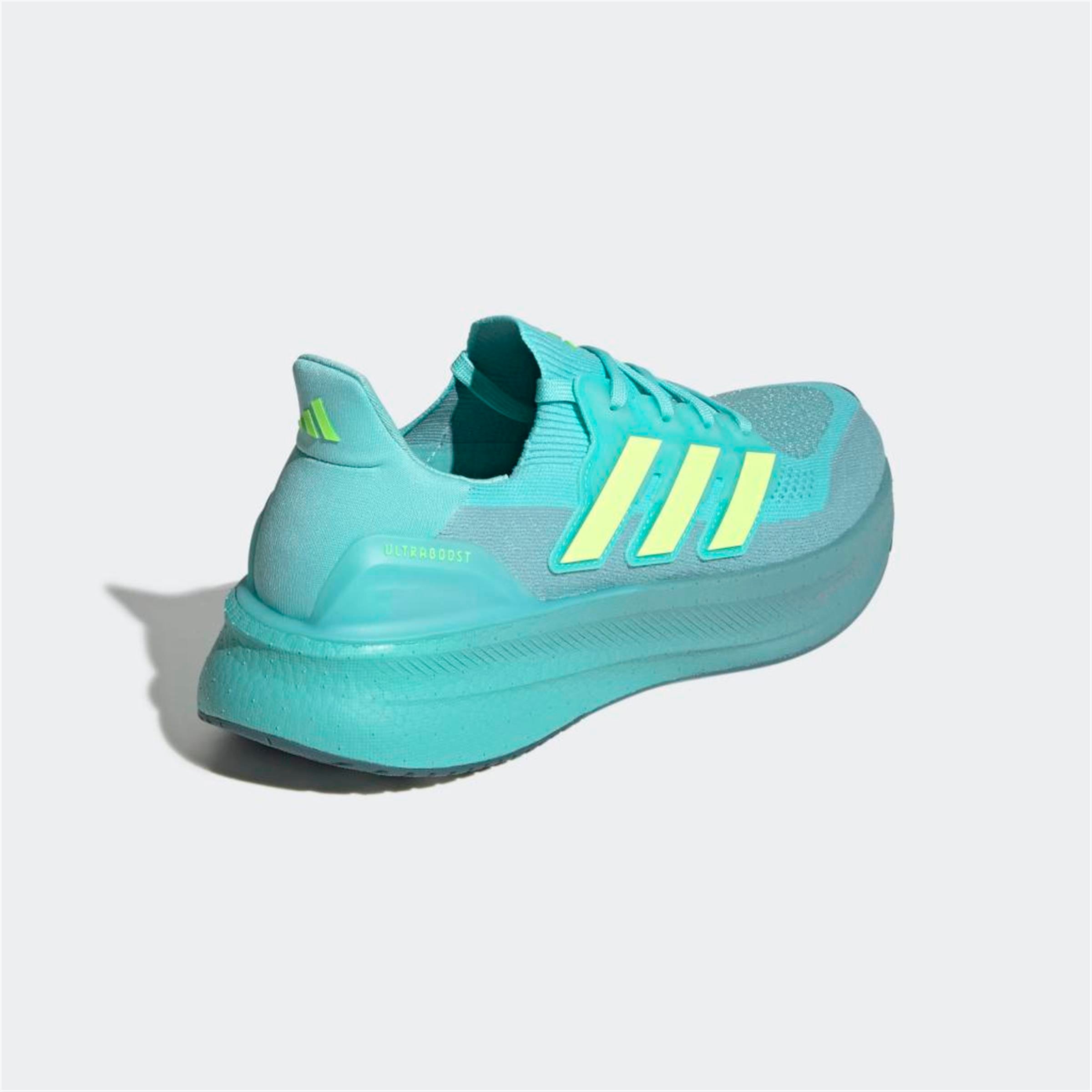 ULTRABOOST 5
