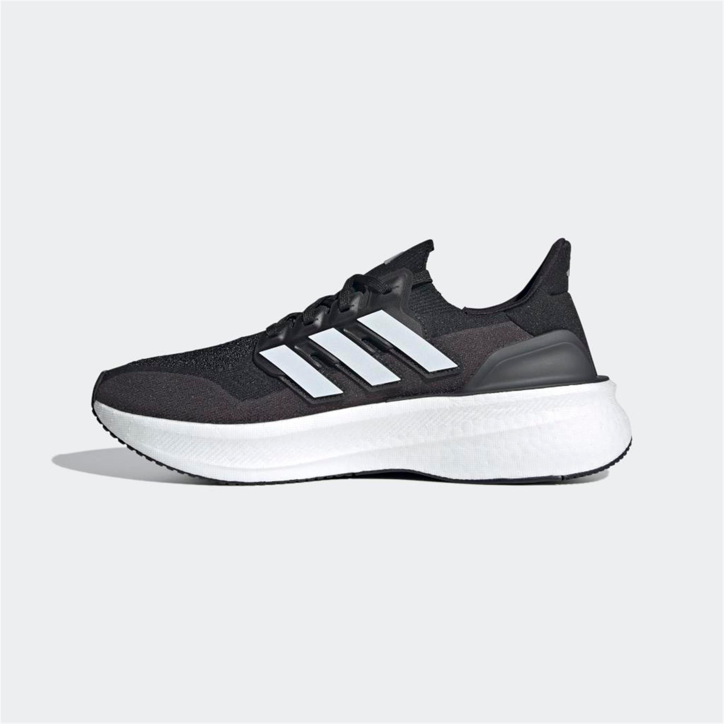 ULTRABOOST 5