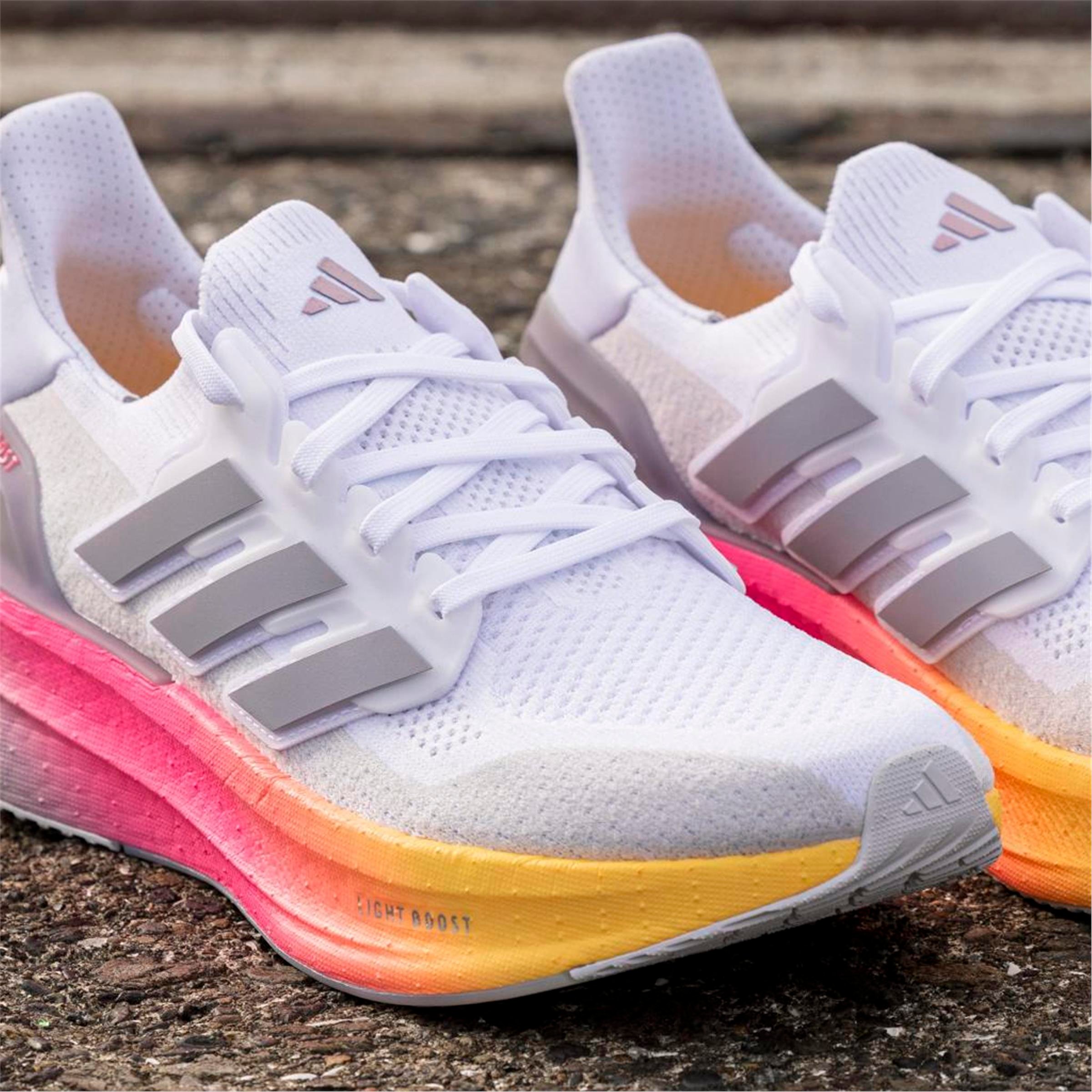 ULTRABOOST 5