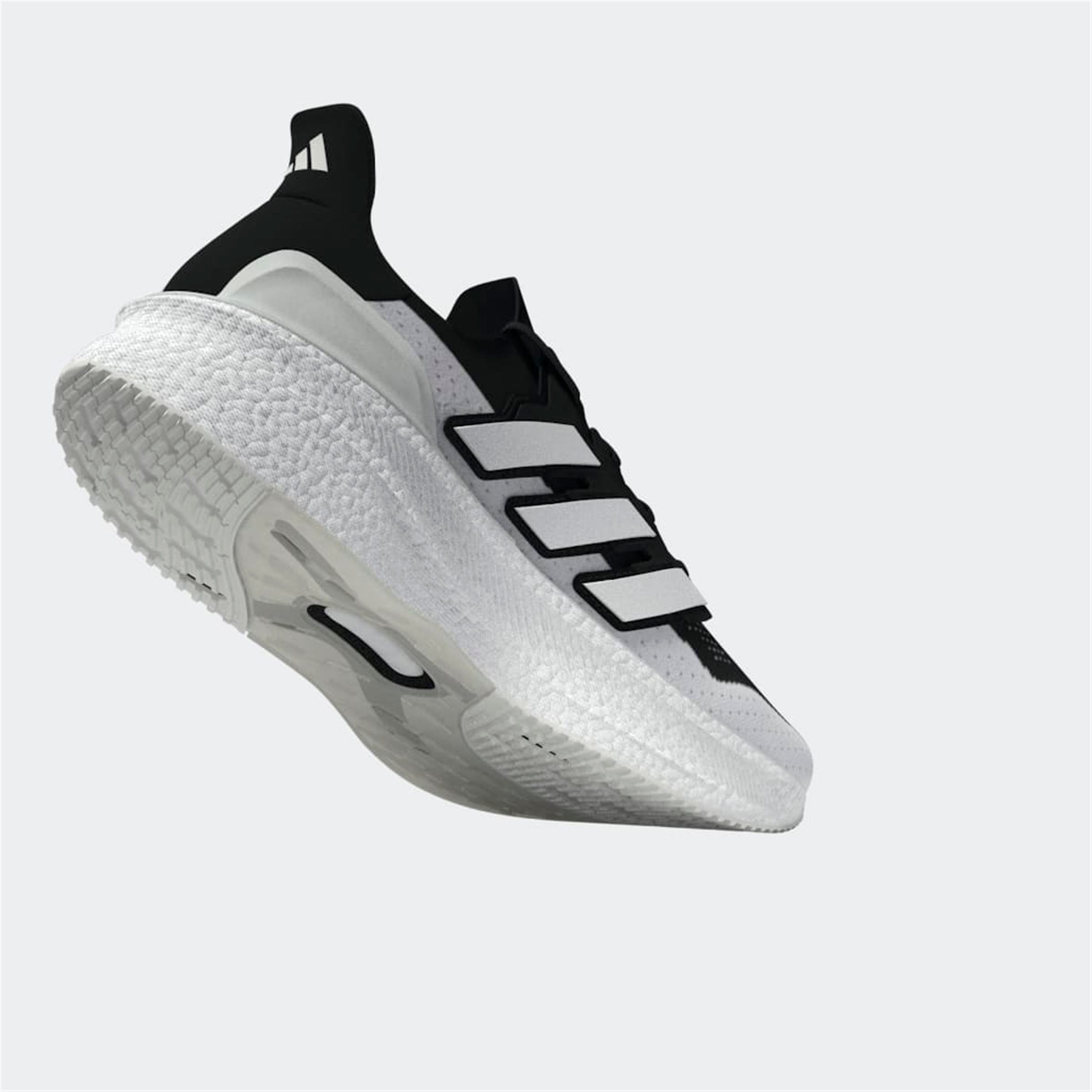 ULTRABOOST 5