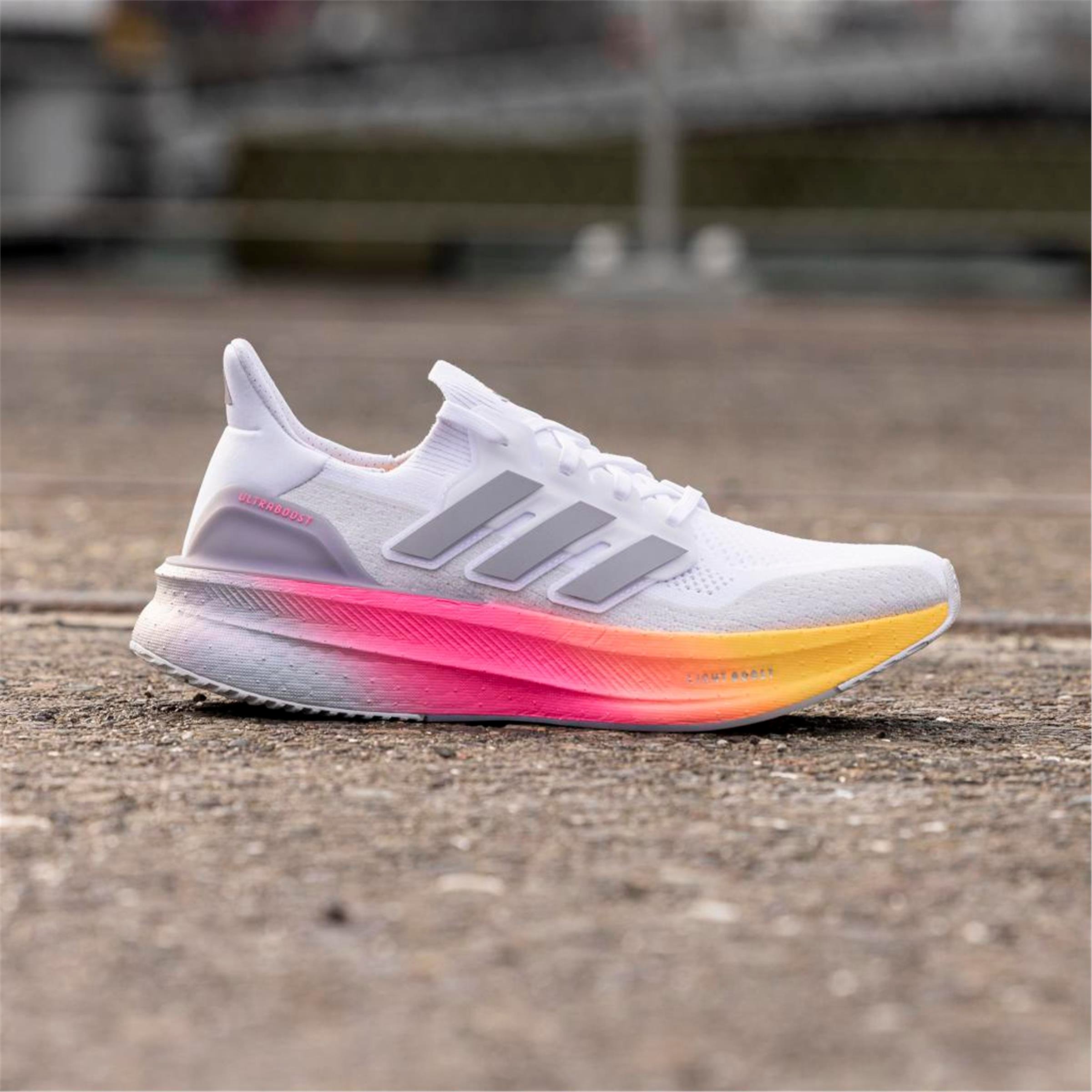 ULTRABOOST 5