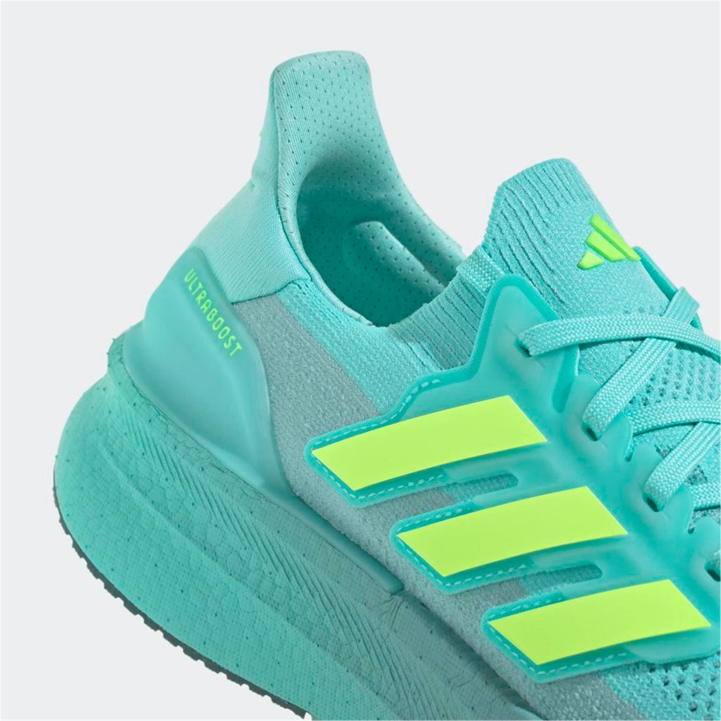 ULTRABOOST 5