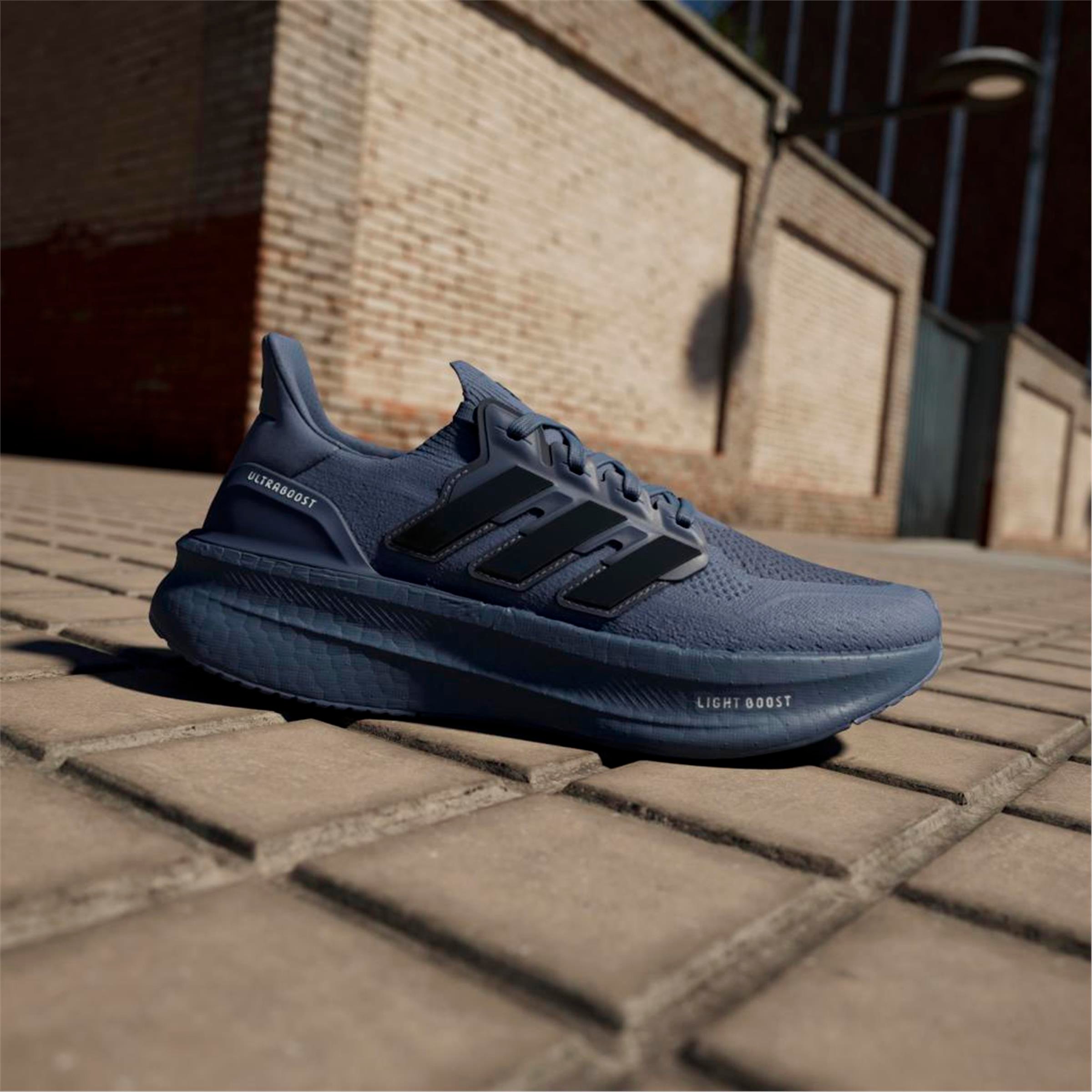 ULTRABOOST 5