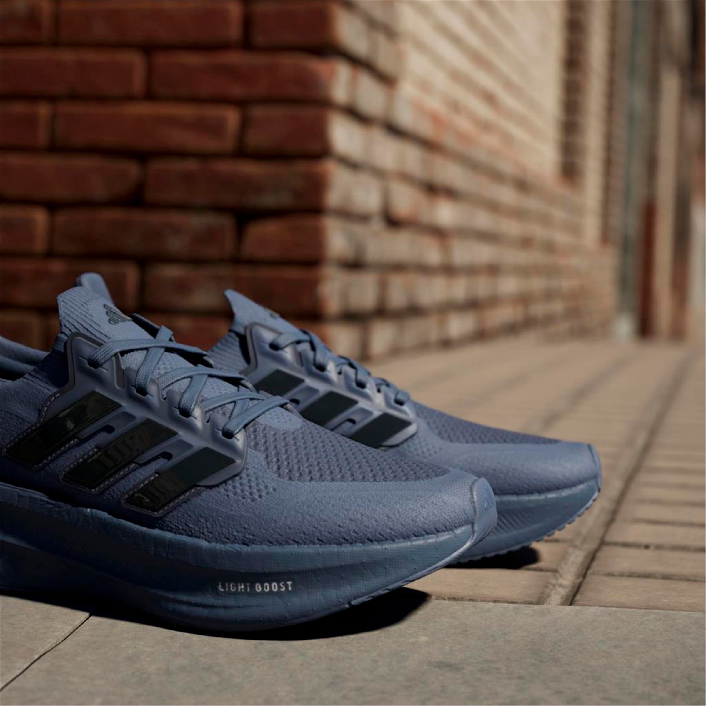 ULTRABOOST 5