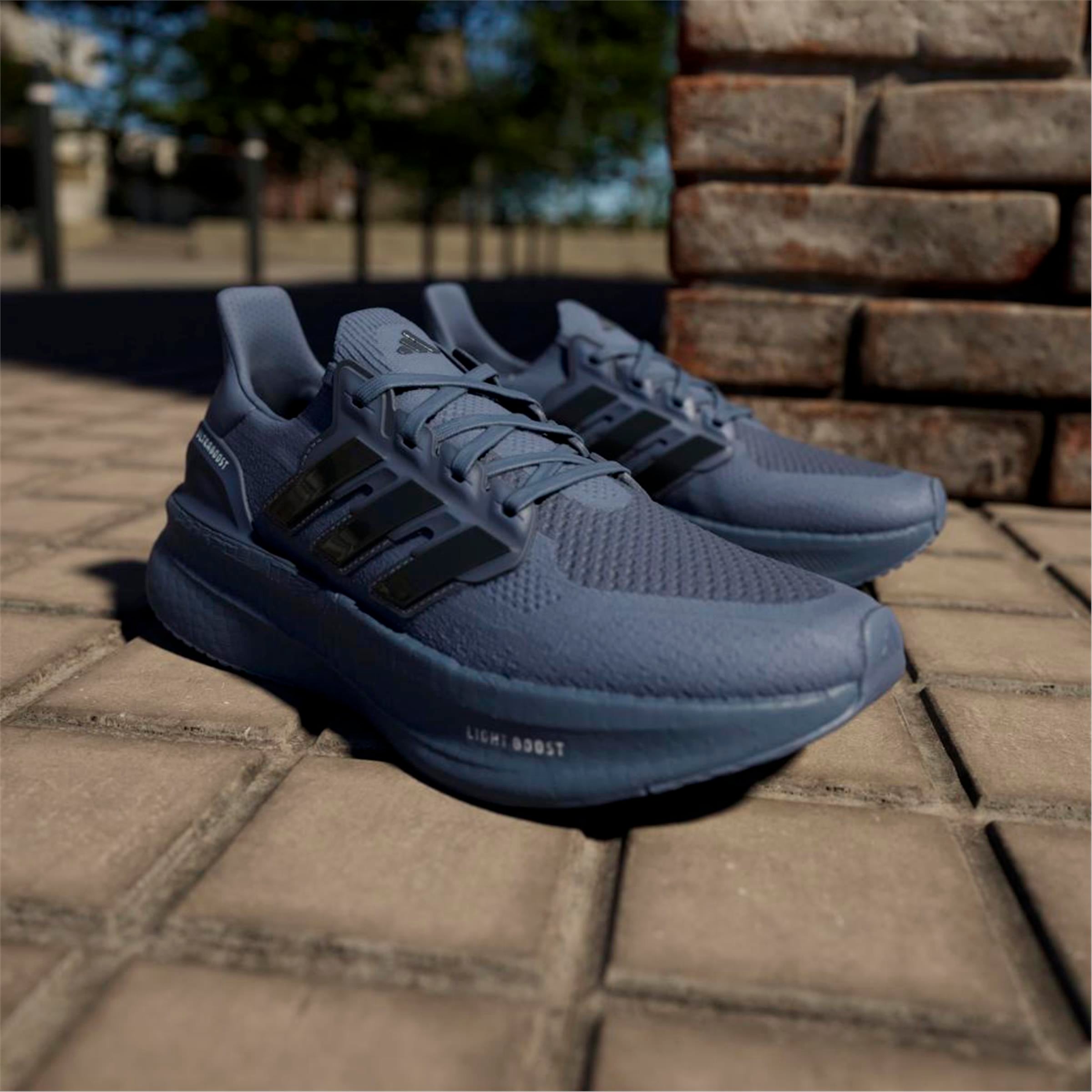 ULTRABOOST 5
