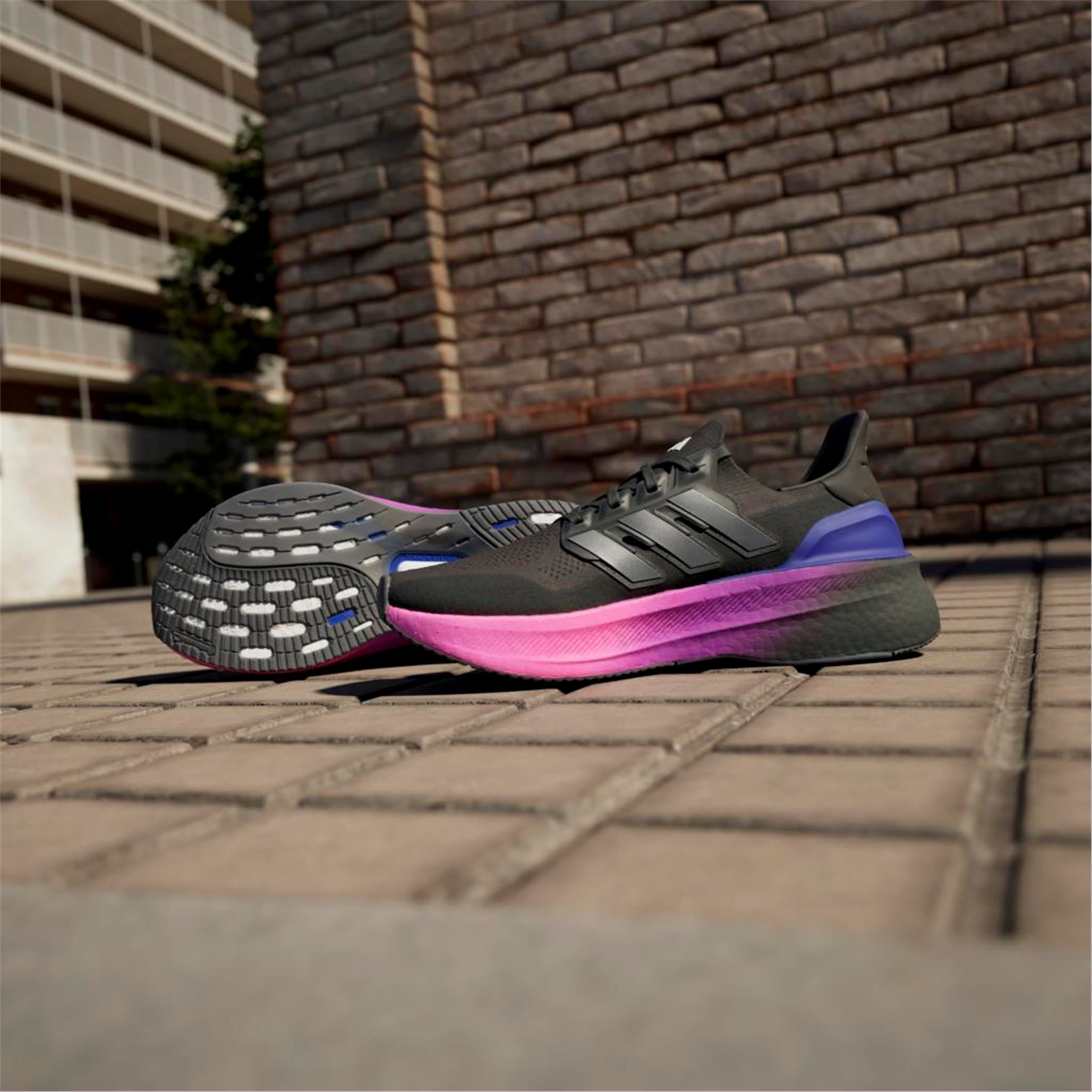 ULTRABOOST 5