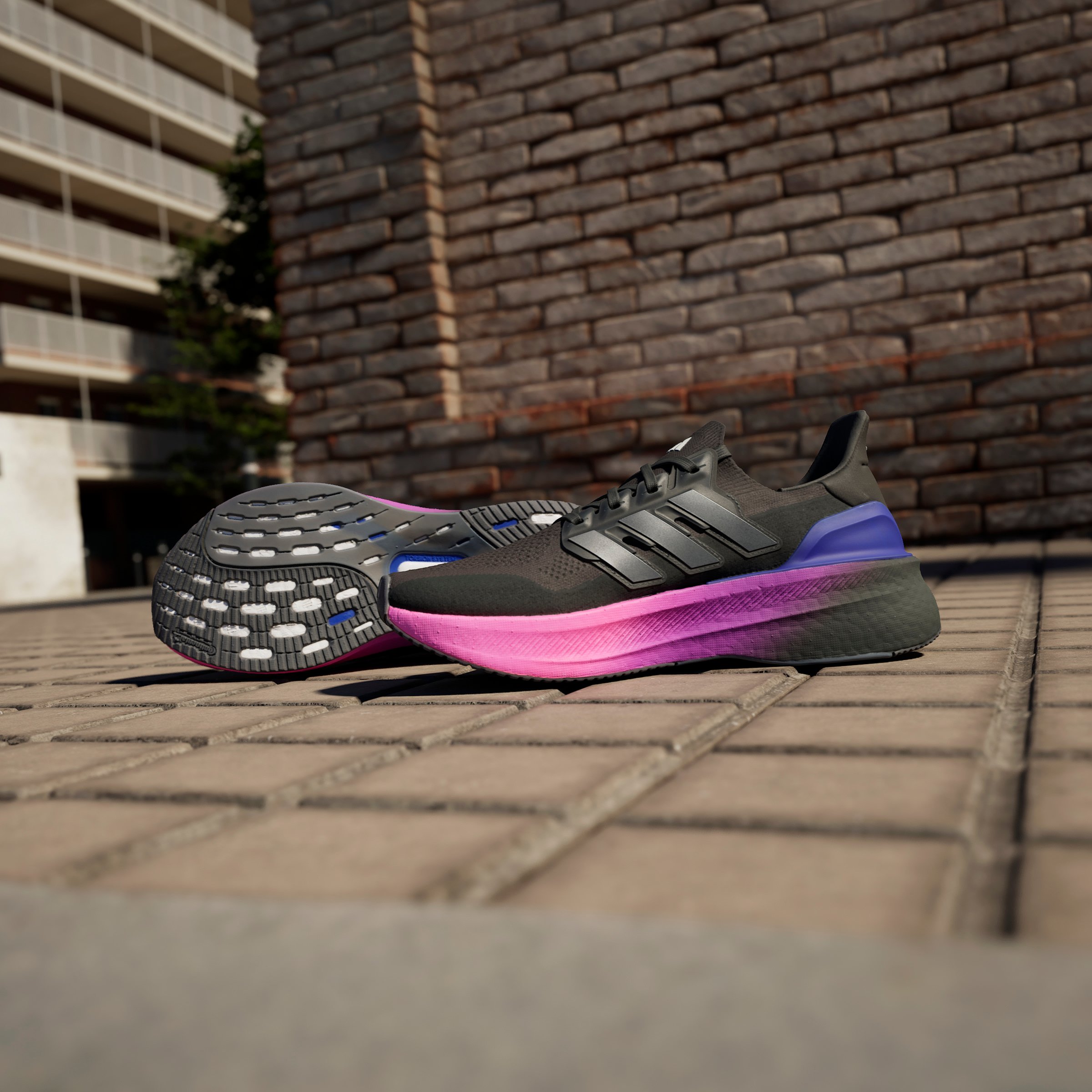 ULTRABOOST 5