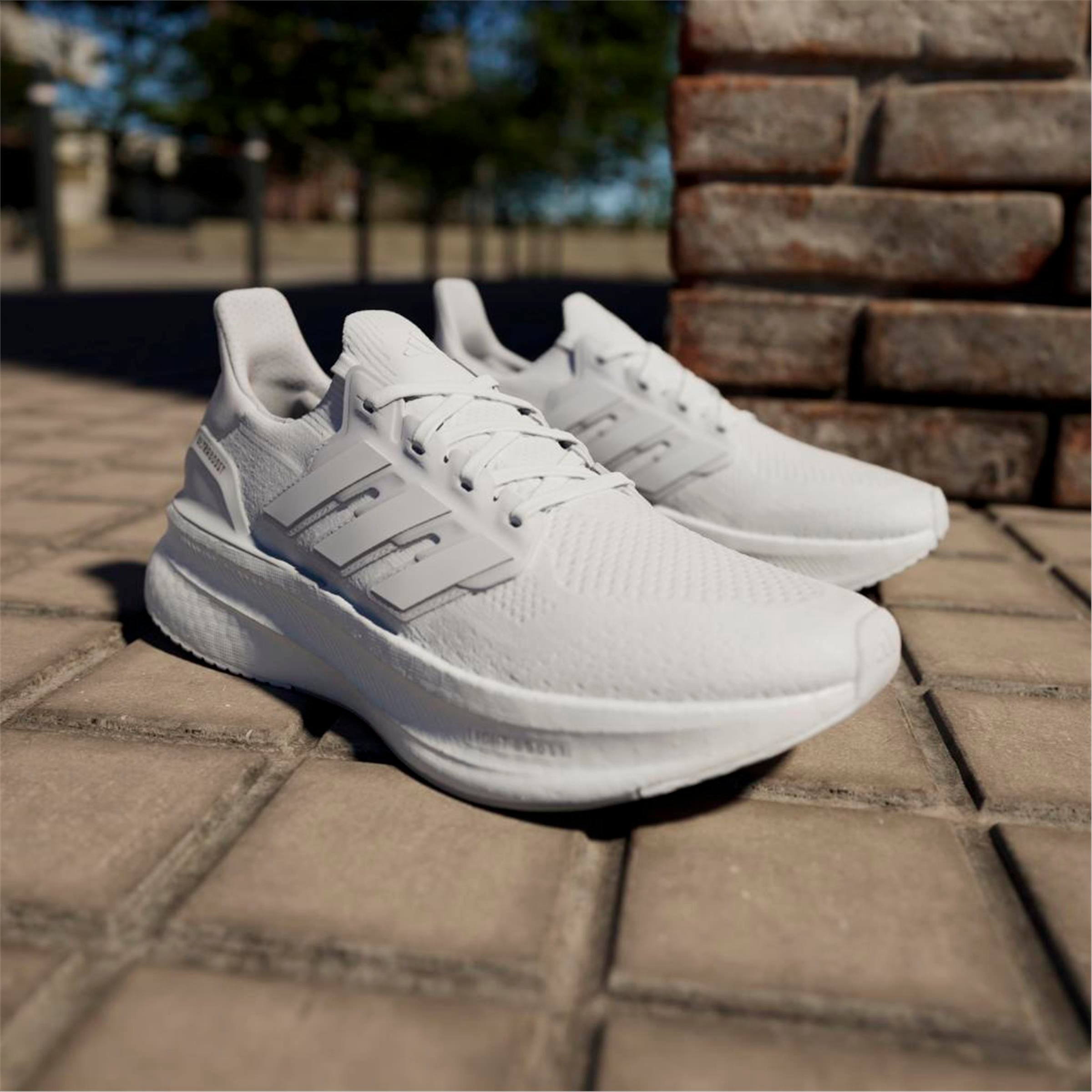 ULTRABOOST 5