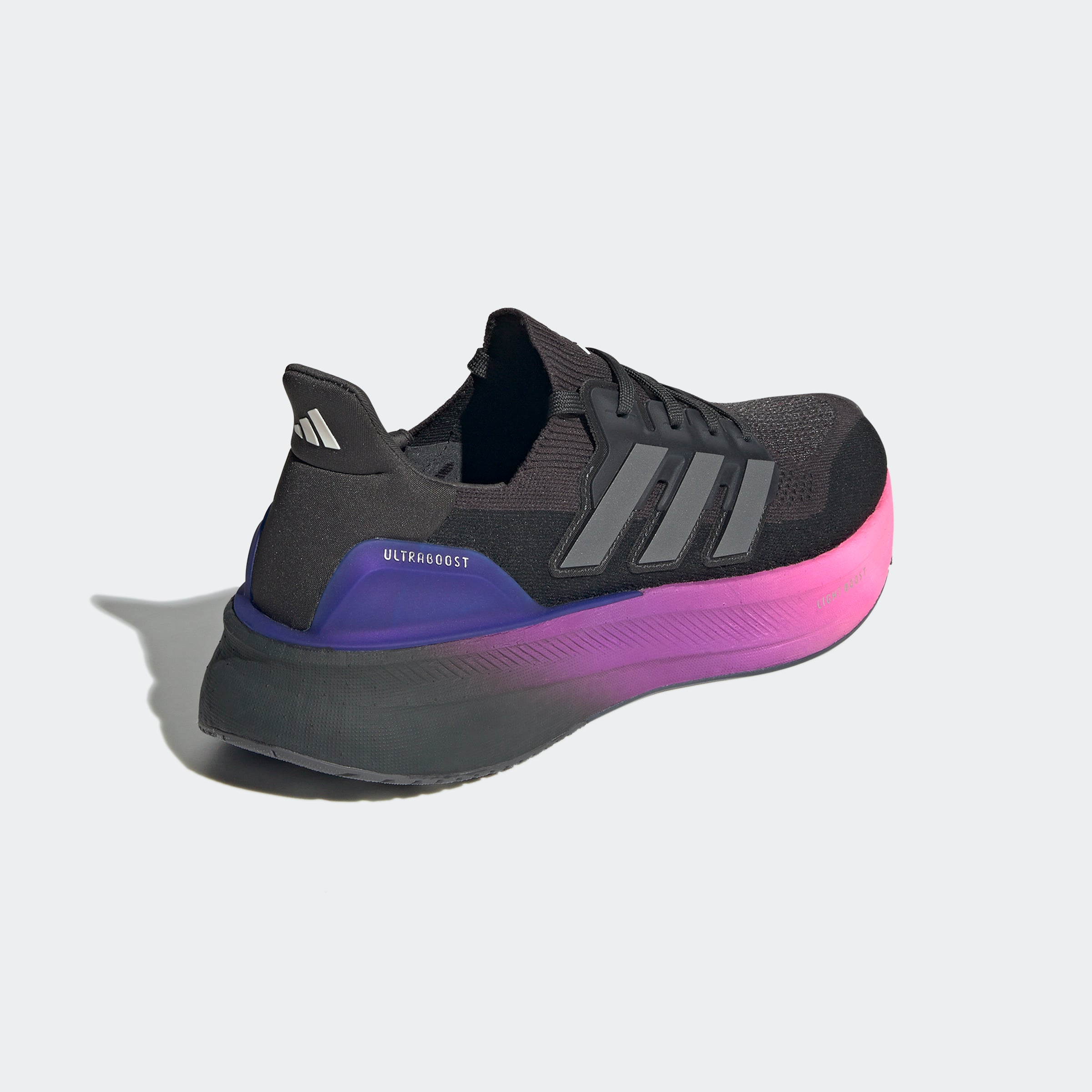 ULTRABOOST 5