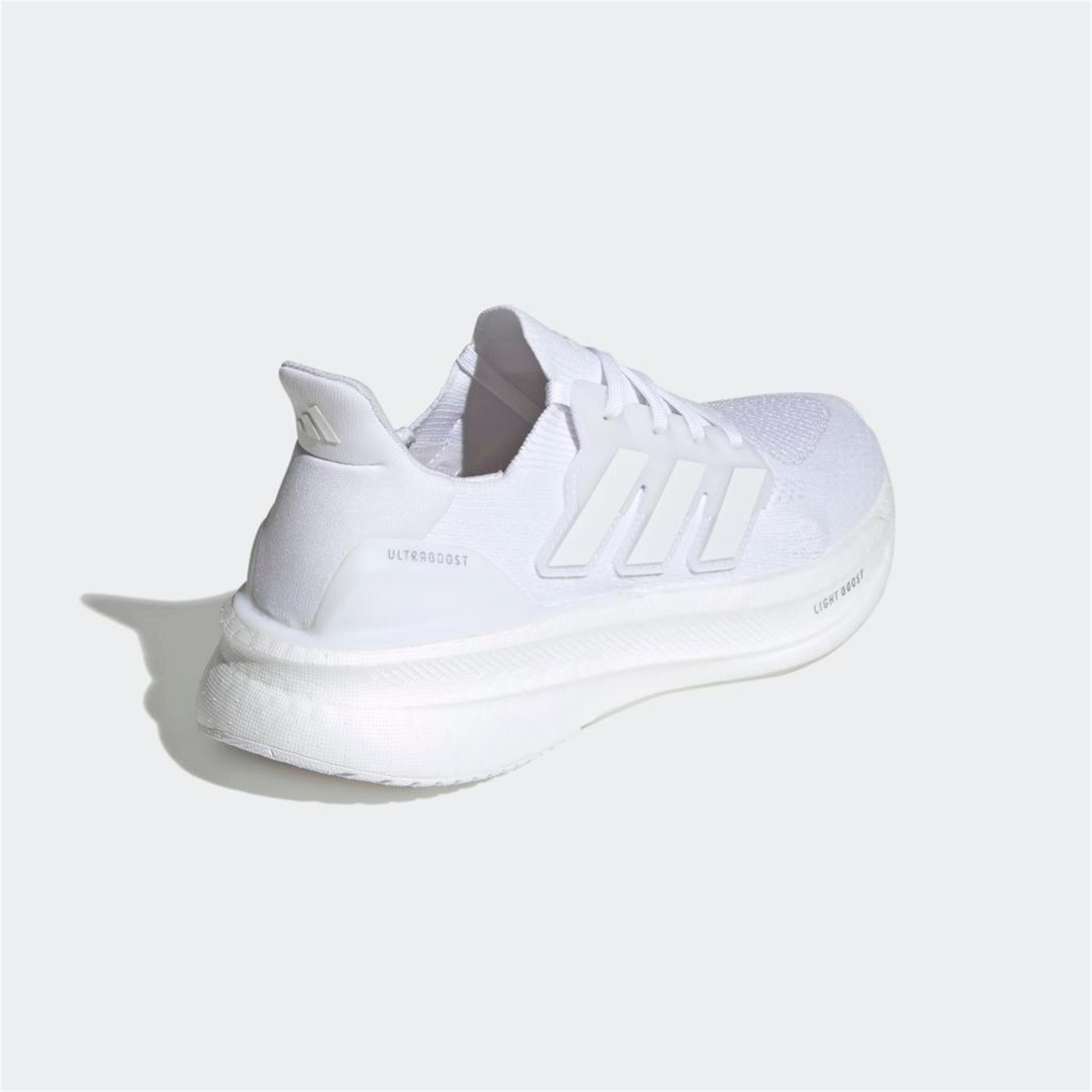 ULTRABOOST 5 W