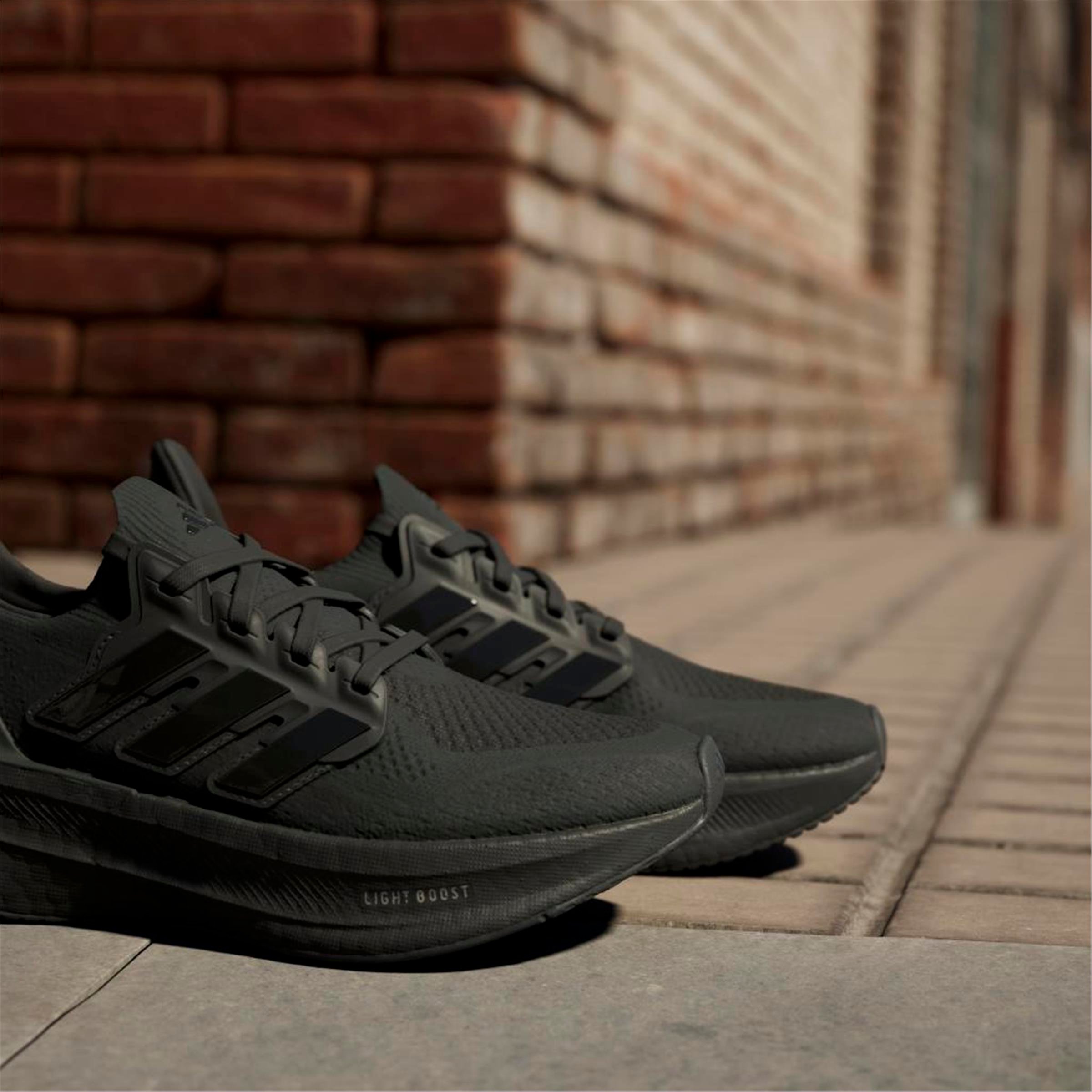 ULTRABOOST 5 W