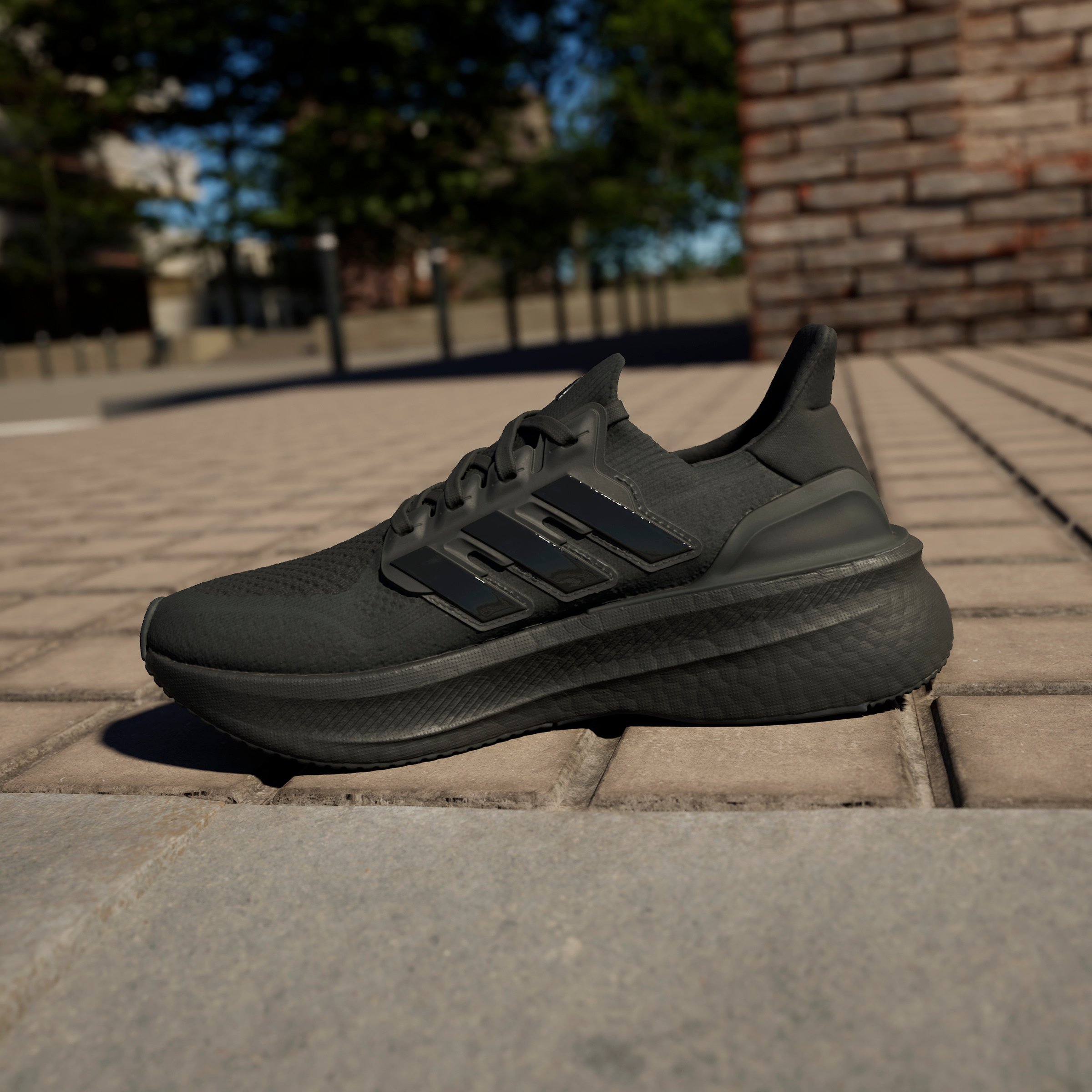 ULTRABOOST 5 W