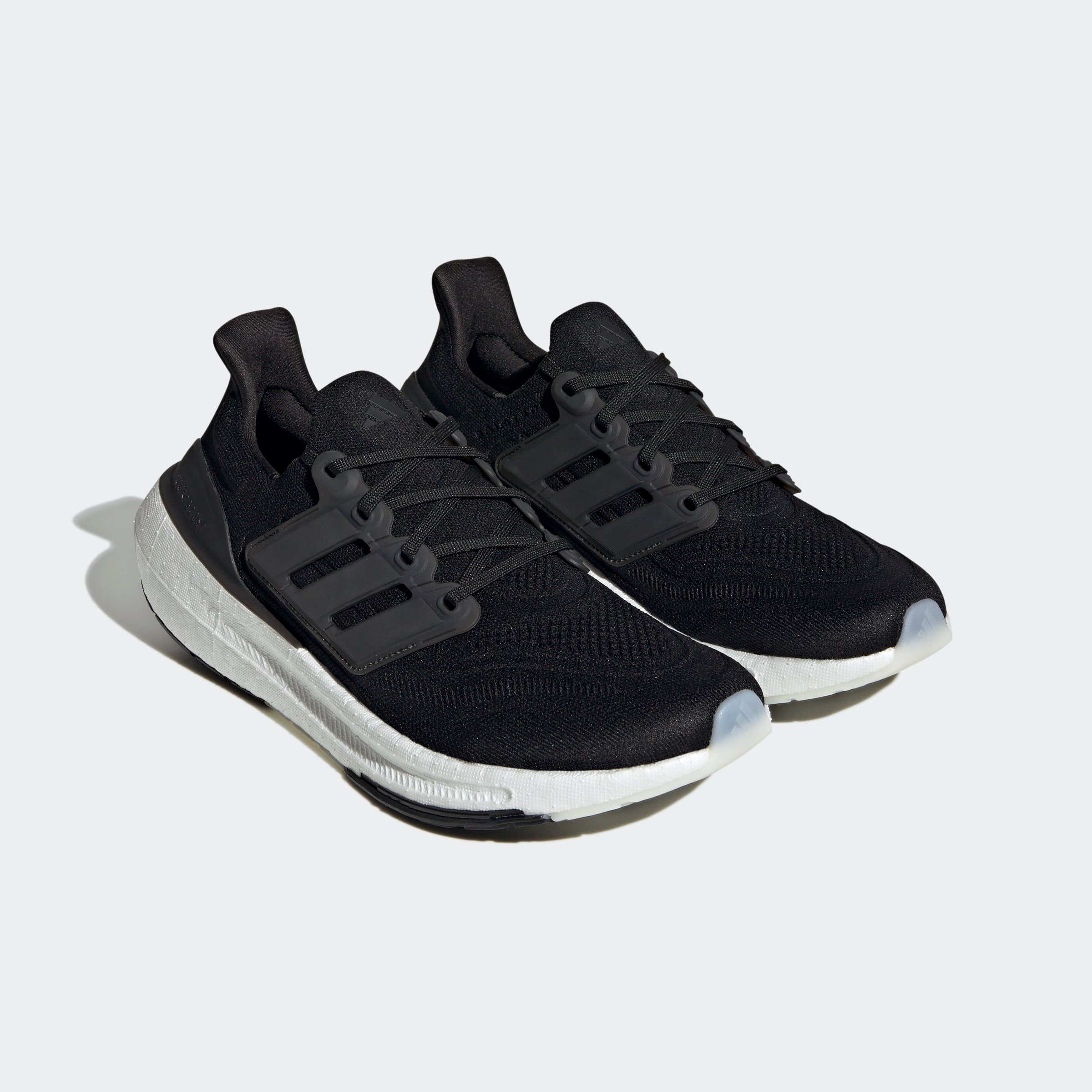 ULTRABOOST LIGHT