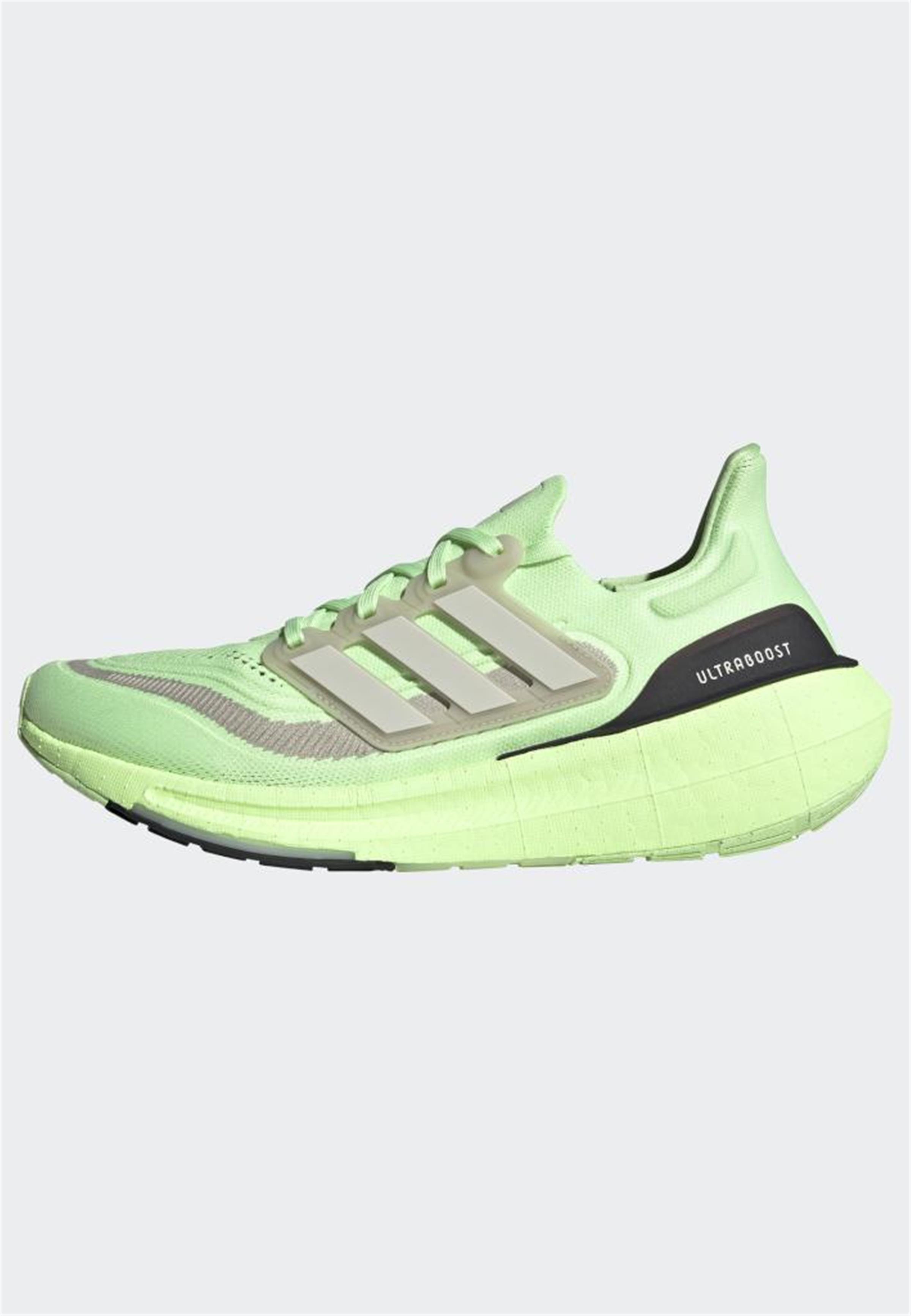 ULTRABOOST LIGHT