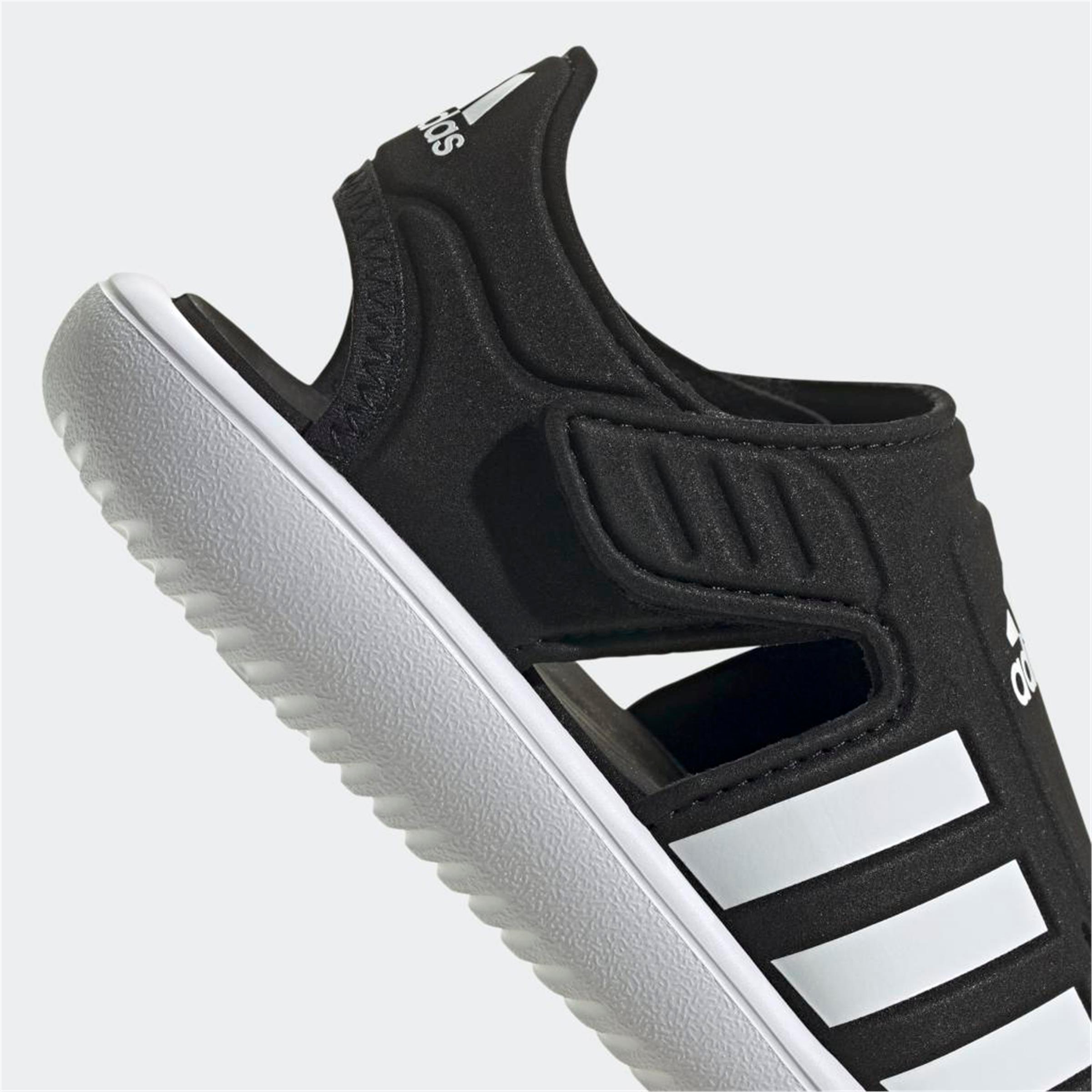 WATER SANDAL C