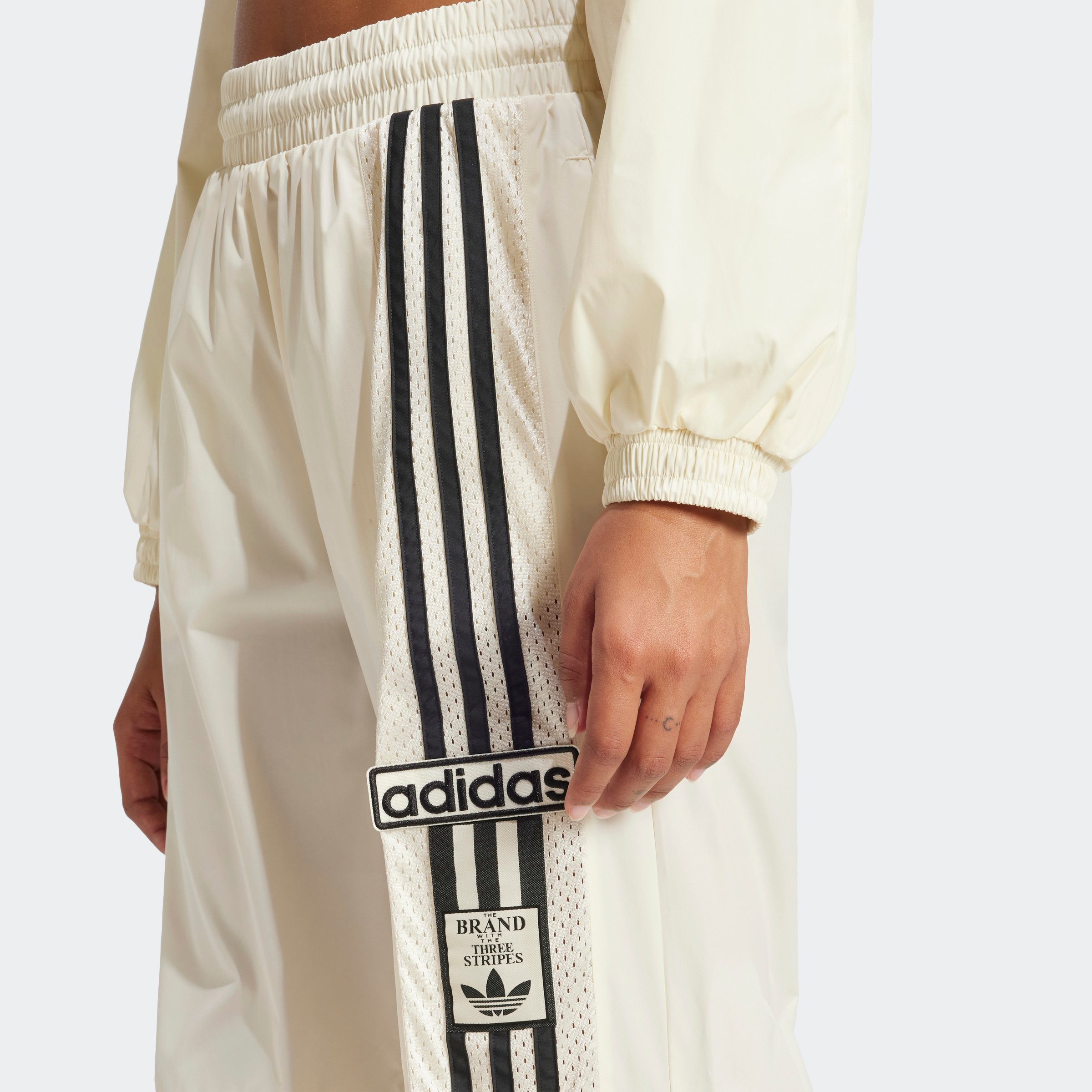 WOVEN TRACKPANT