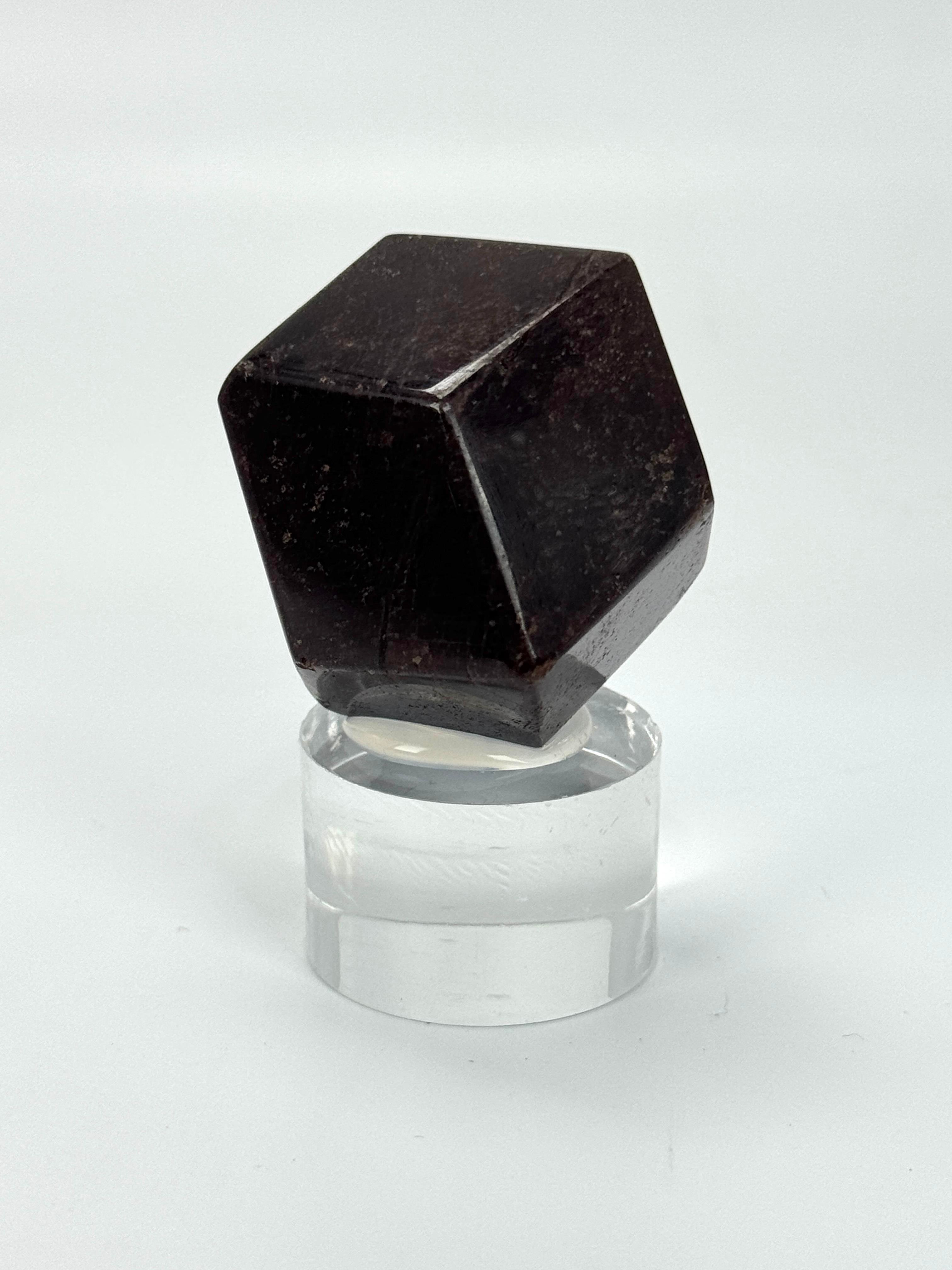 ALMANDİN GARNET 99,1 GR.