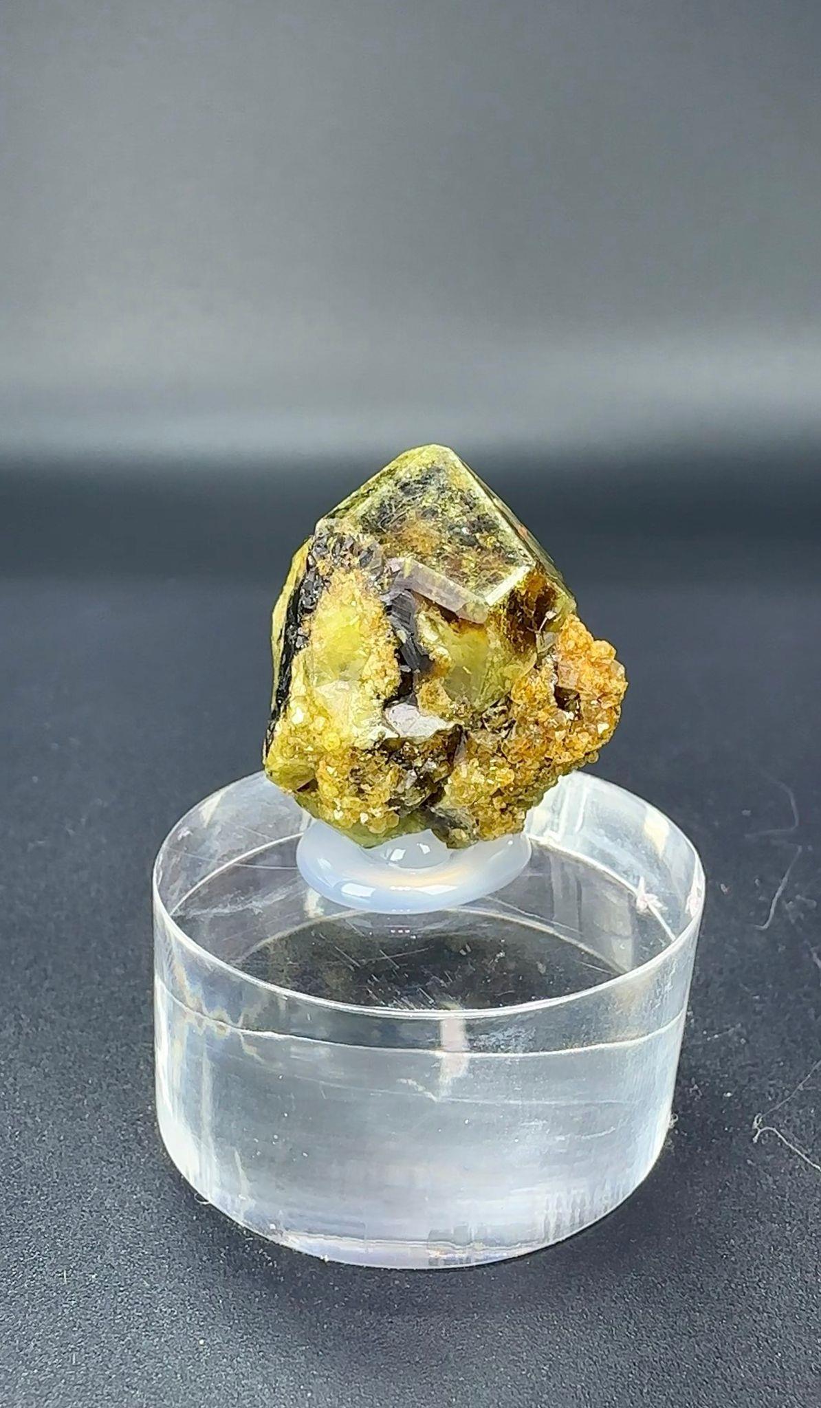 ANDRADİT GARNET 23 GR.