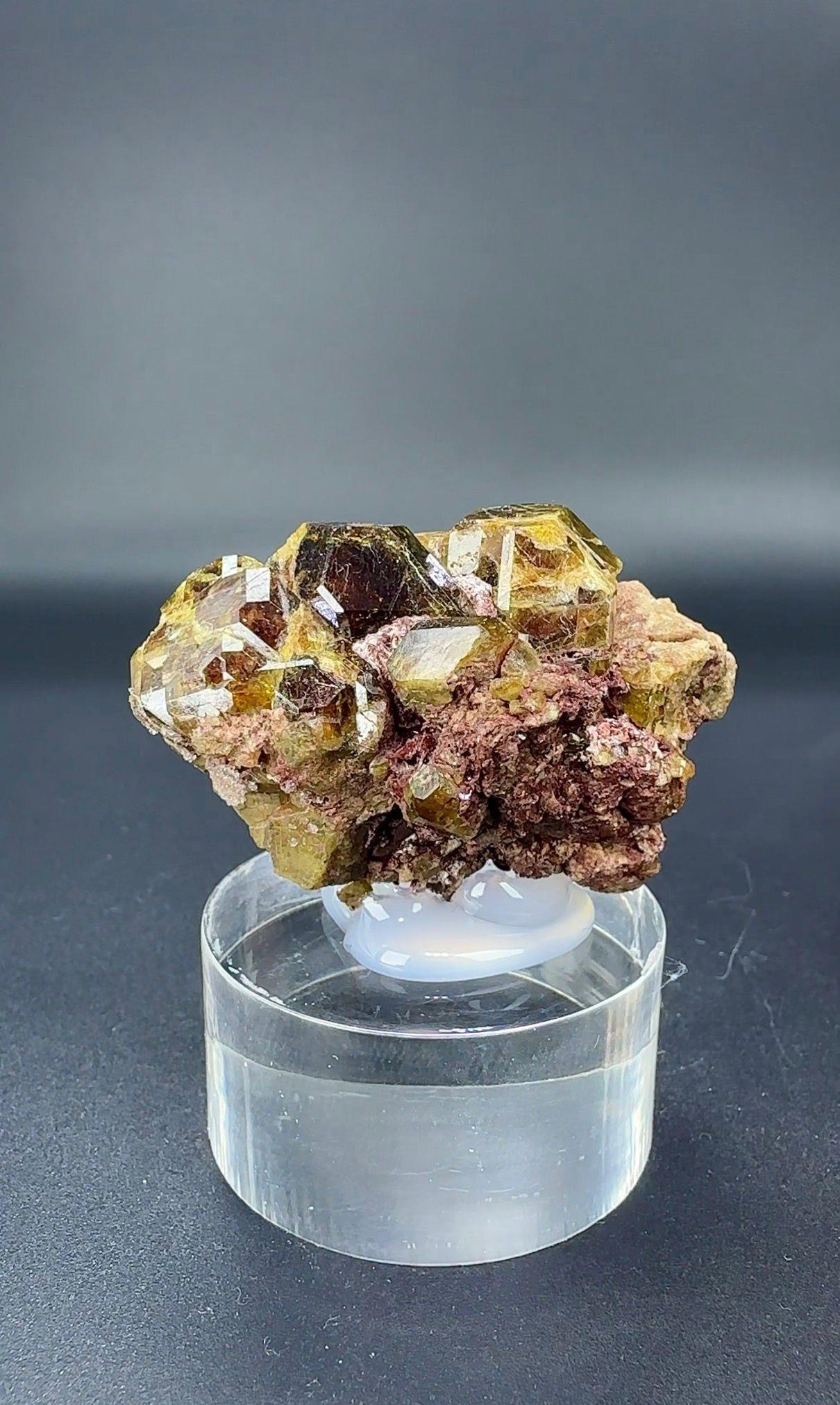 ANDRADİT GARNET 52 GR.