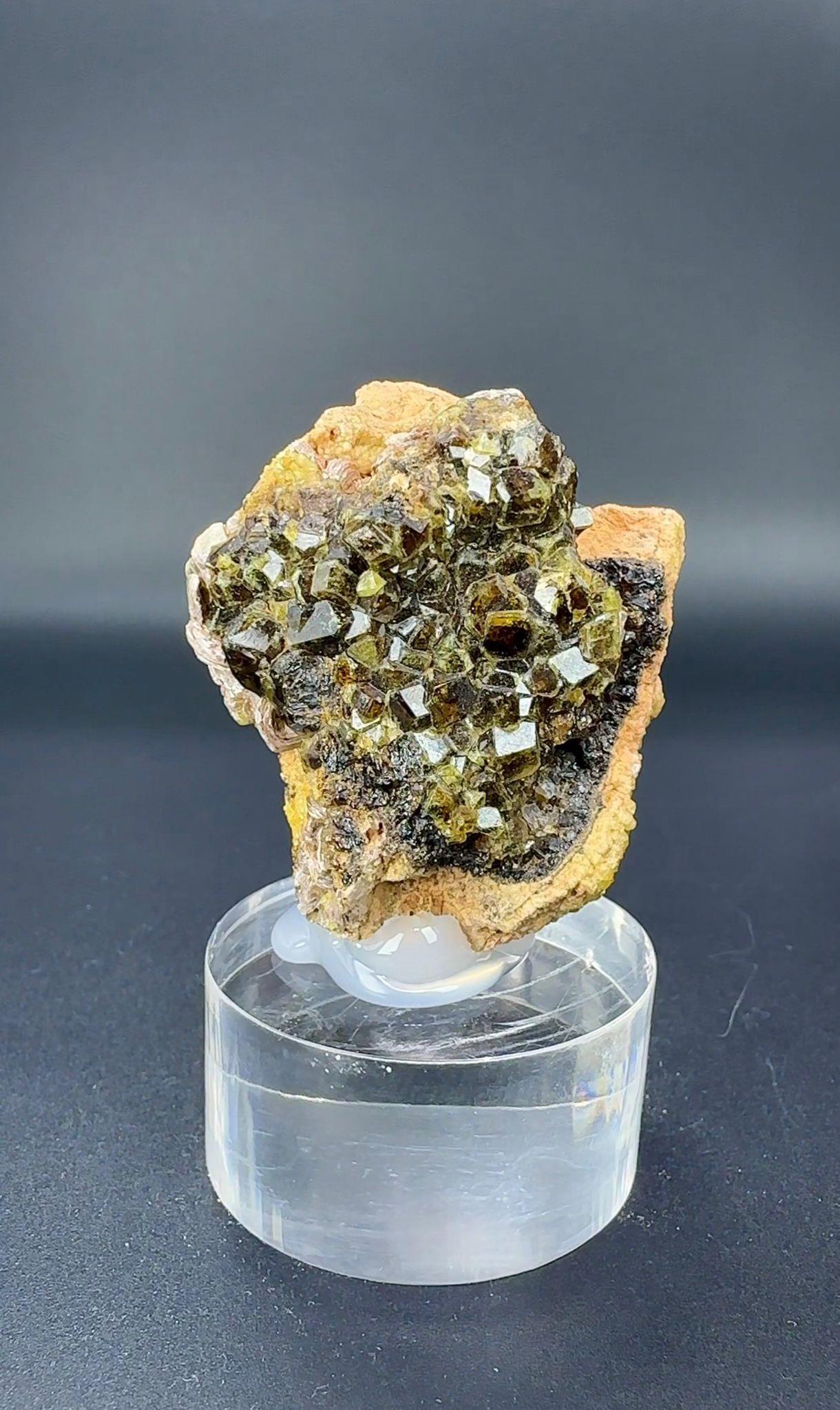 ANDRADİT GARNET 61 GR.