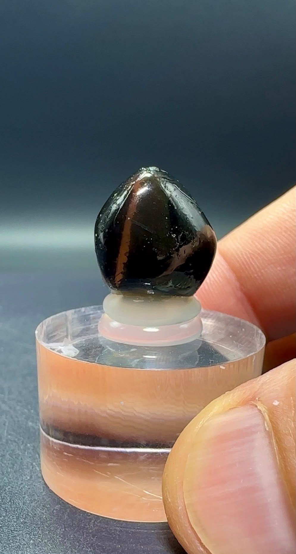 APACHE TEAR OBSİDYEN 3,5 GR. 
