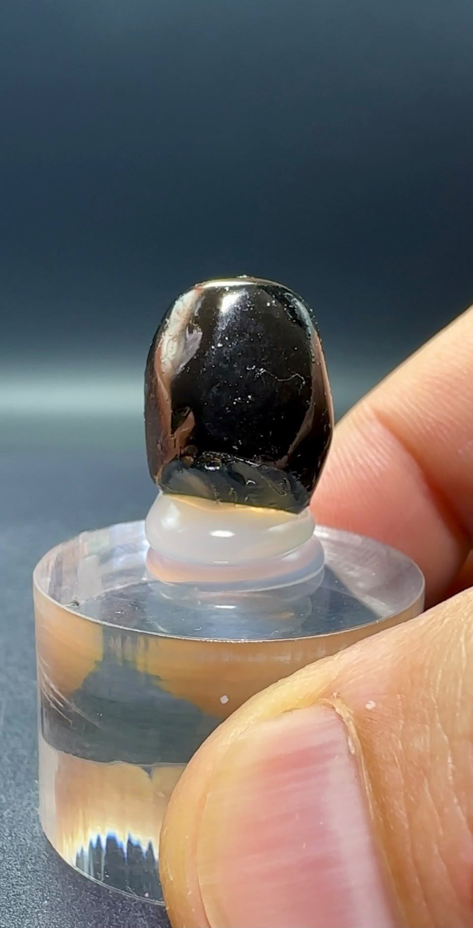 APACHE TEAR OBSİDYEN 4 GR. 