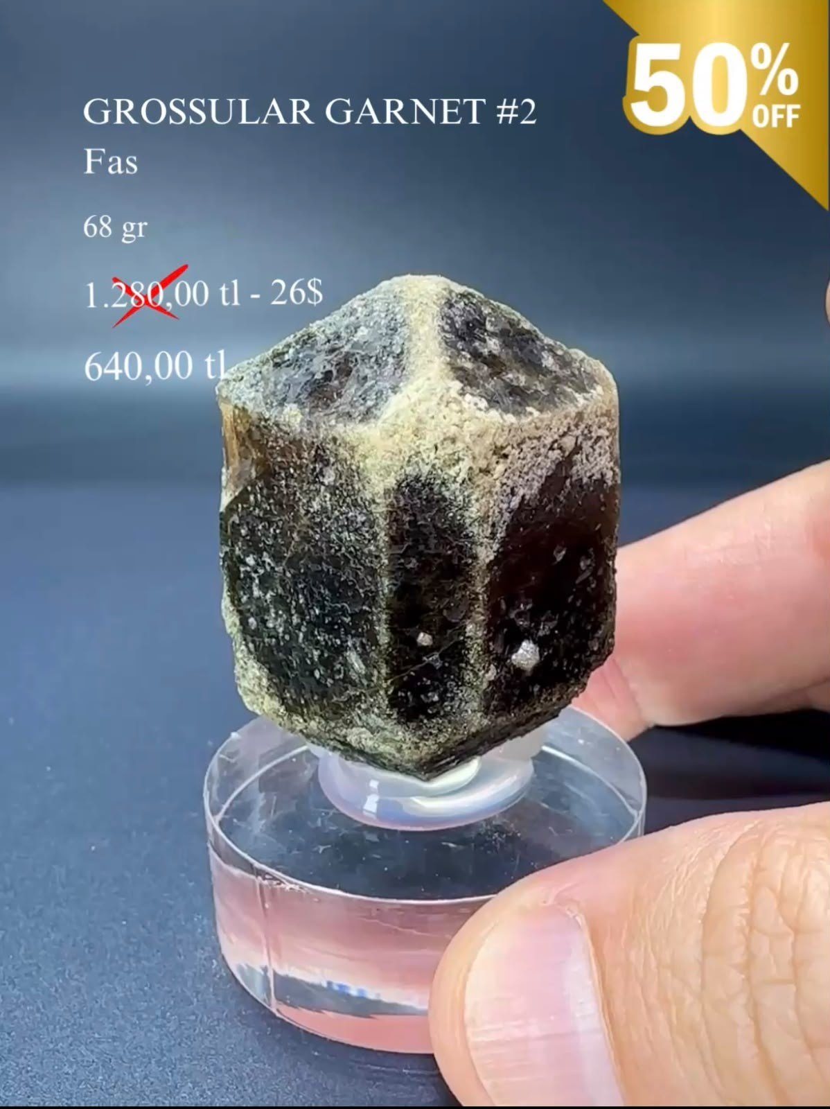 GROSSULAR GARNET 68 GR.