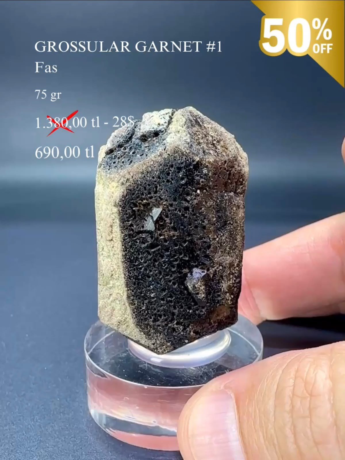 GROSSULAR GARNET 75 GR.