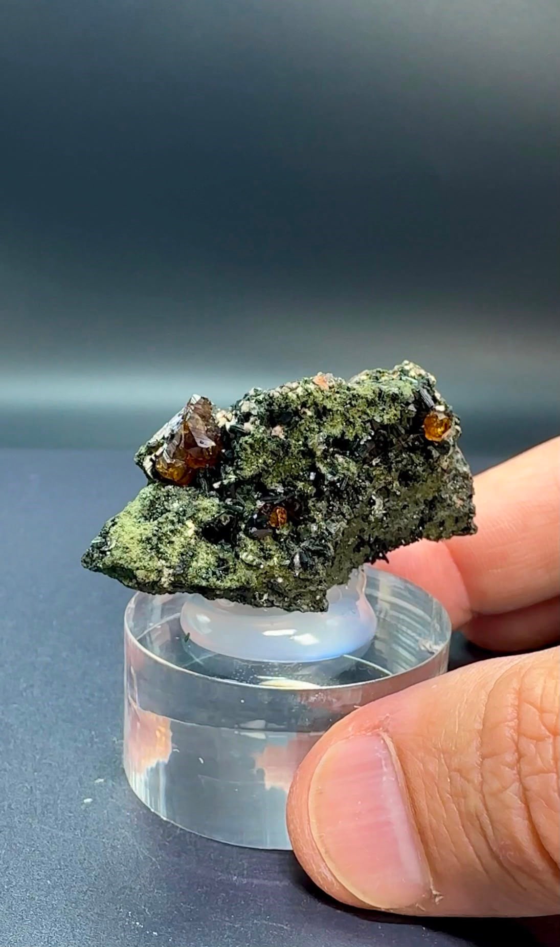 HESSONİT GARNET 35 GR.