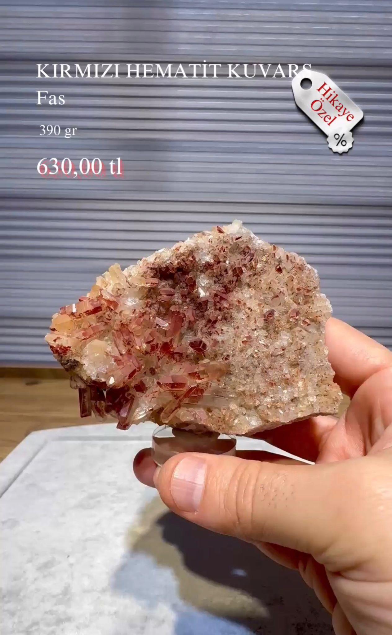 KIRMIZI HEMATİT KUVARS 390 GR.