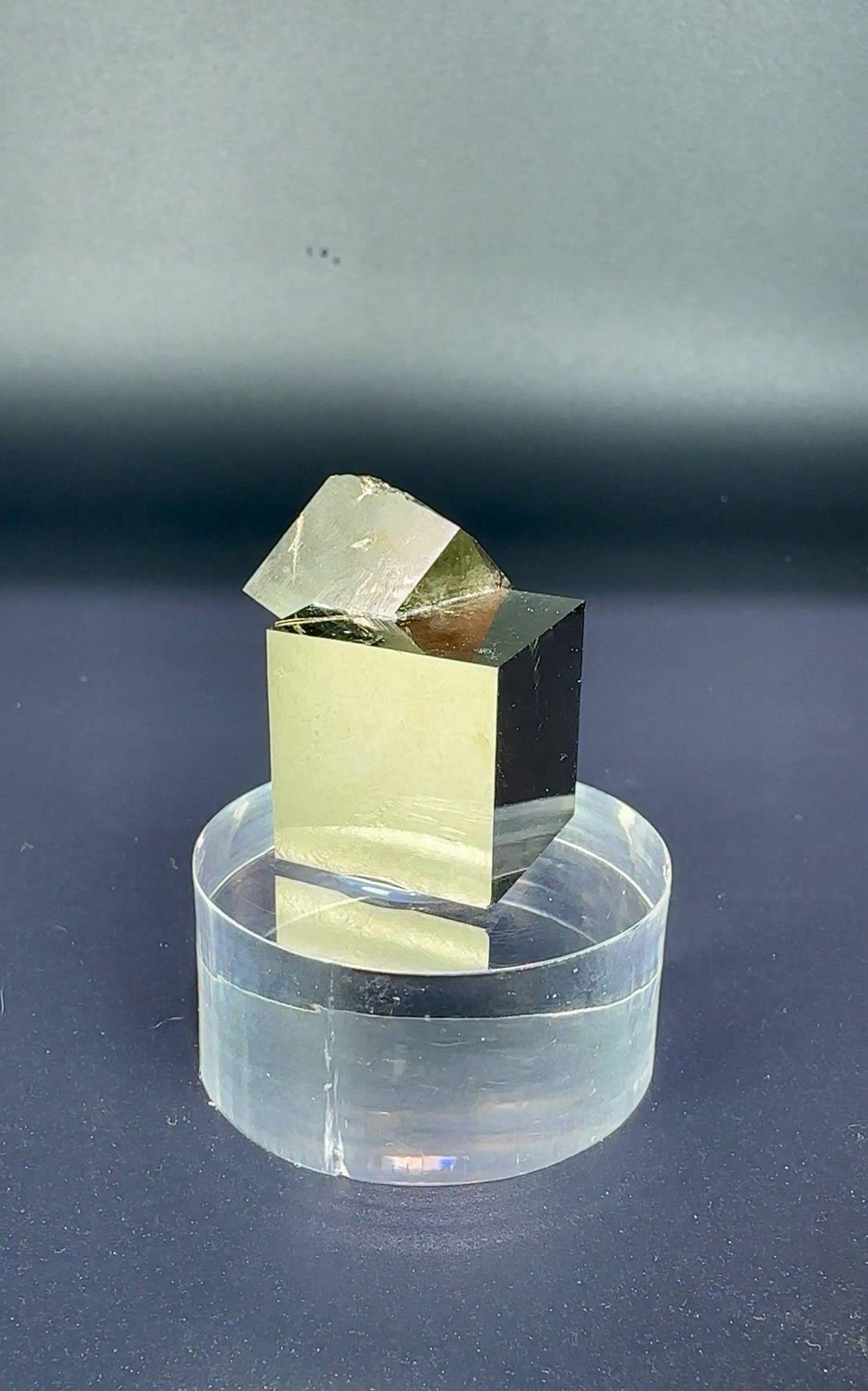 KÜP PİRİT 45 GR.
