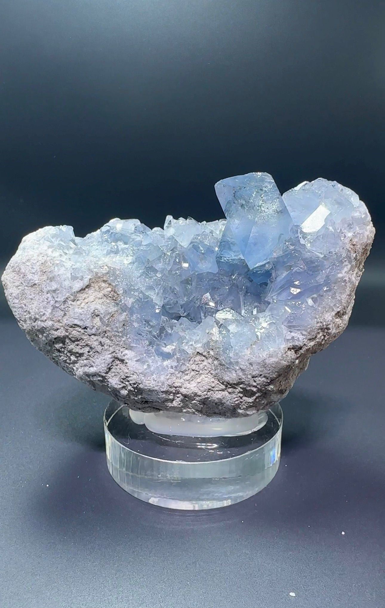 MADAGASKAR SELESTİN 977 GR.