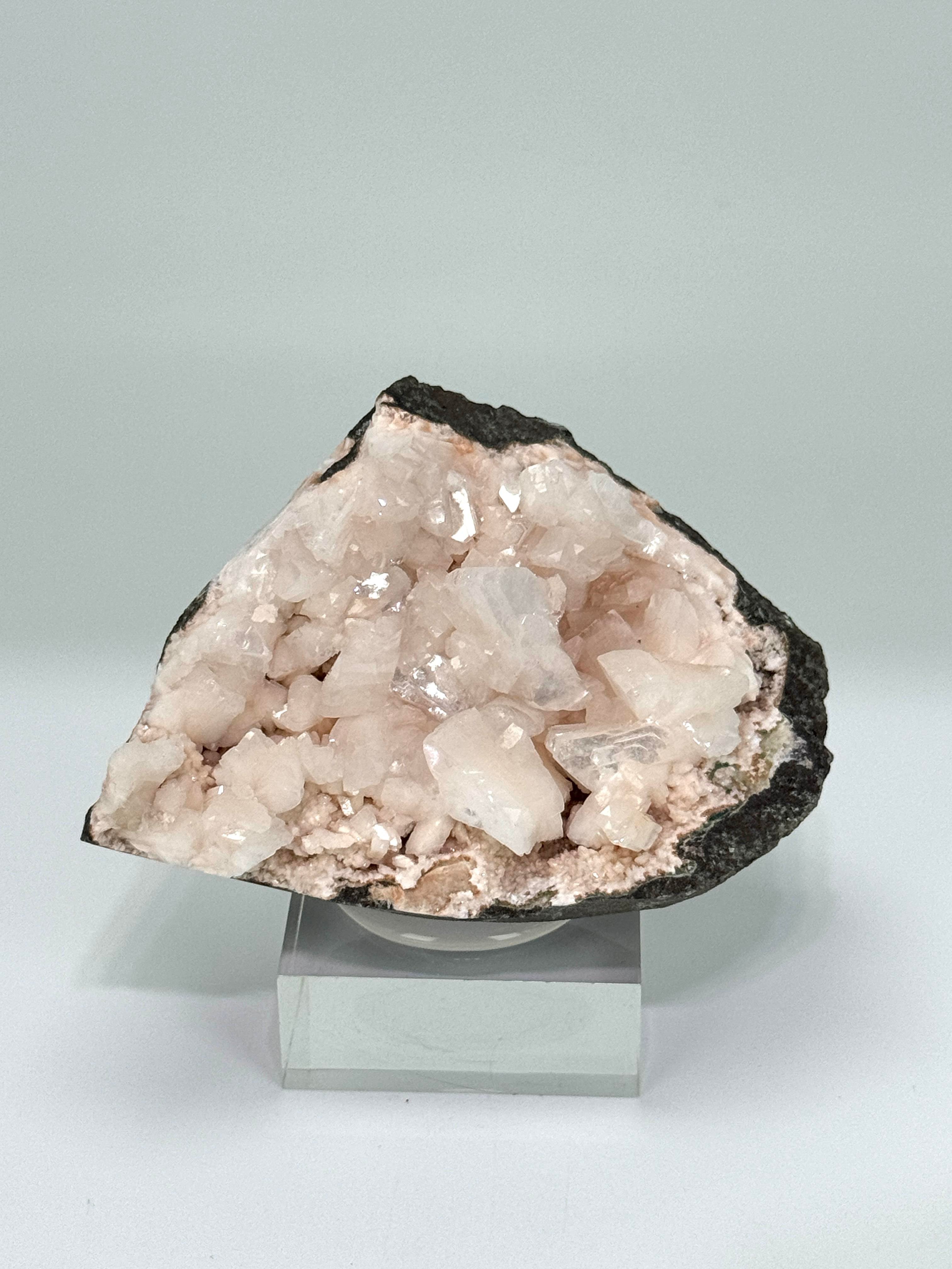 PEMBE HEULANDİT 276 GR.