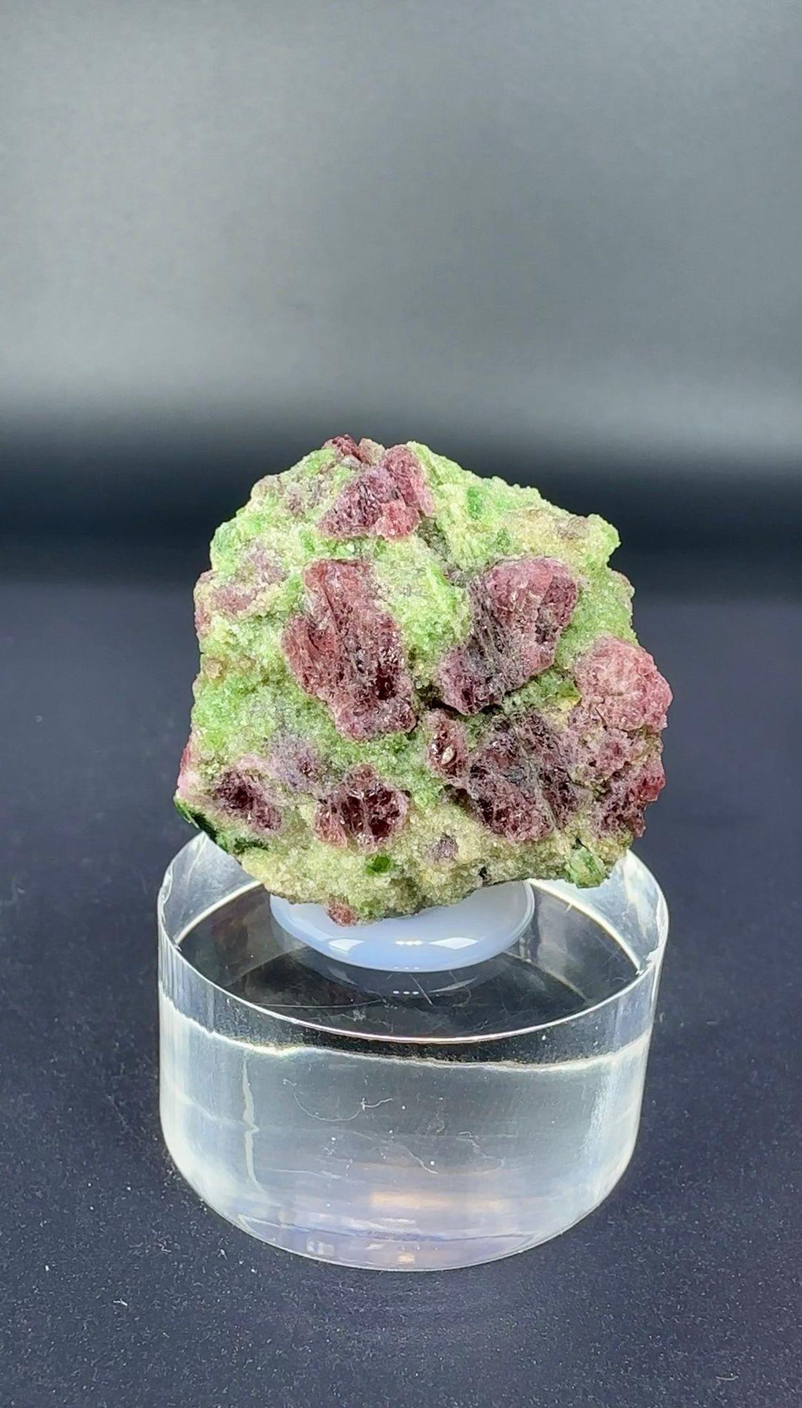 PYROPE GARNET & KROM DİOPSİT 42 GR.
