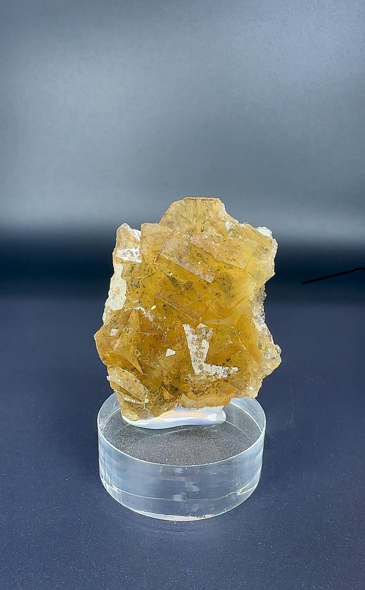 SARI KÜBİK FLORİT 43 GR.