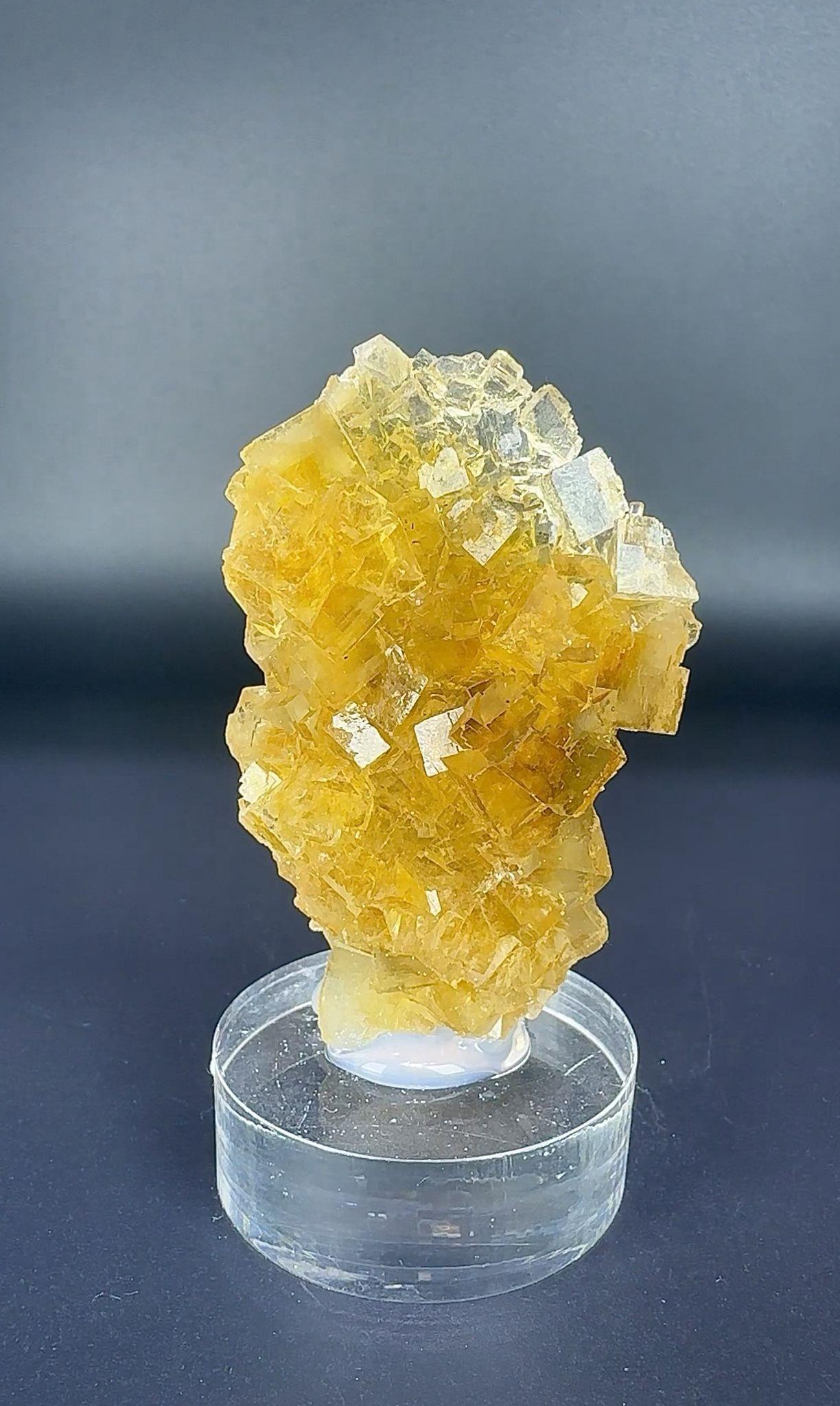 SARI KÜBİK FLORİT 61 GR.