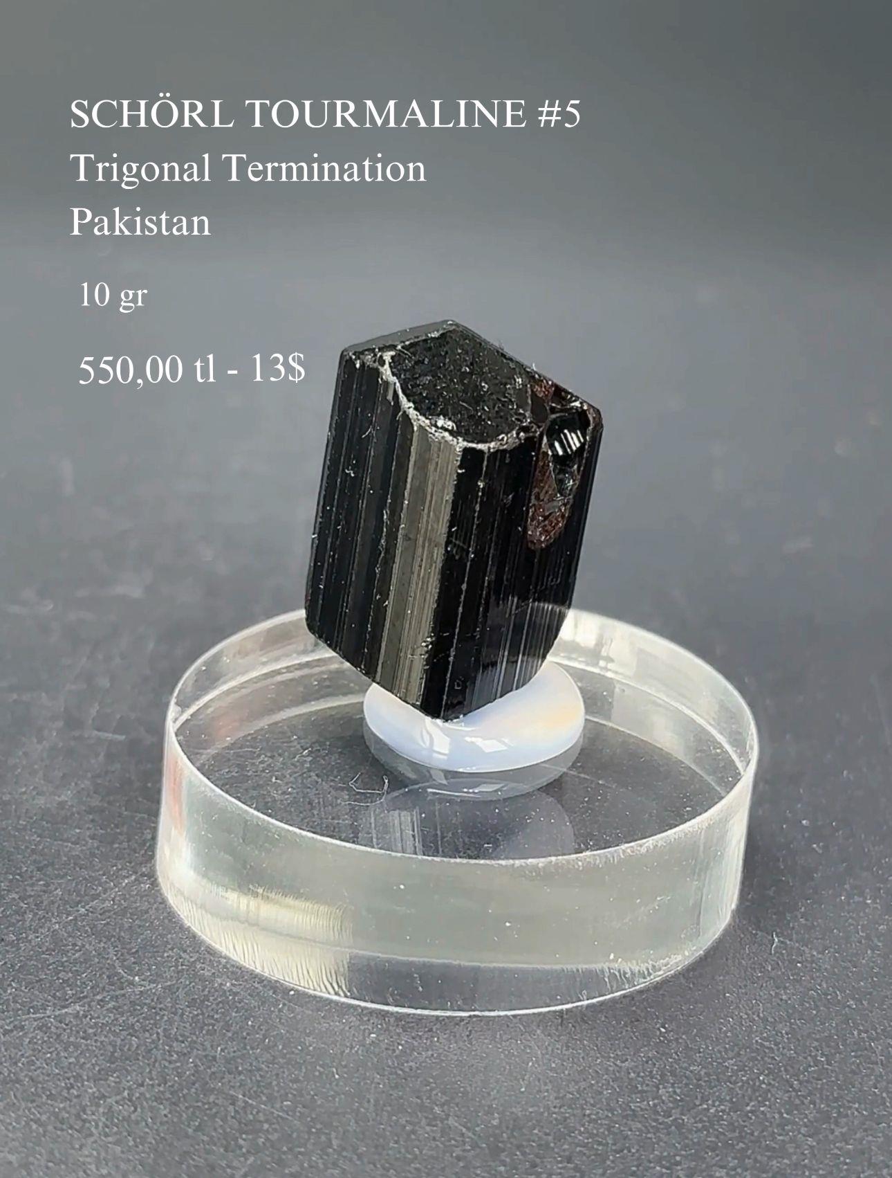 SCHÖRL TURMALİN 10 GR.