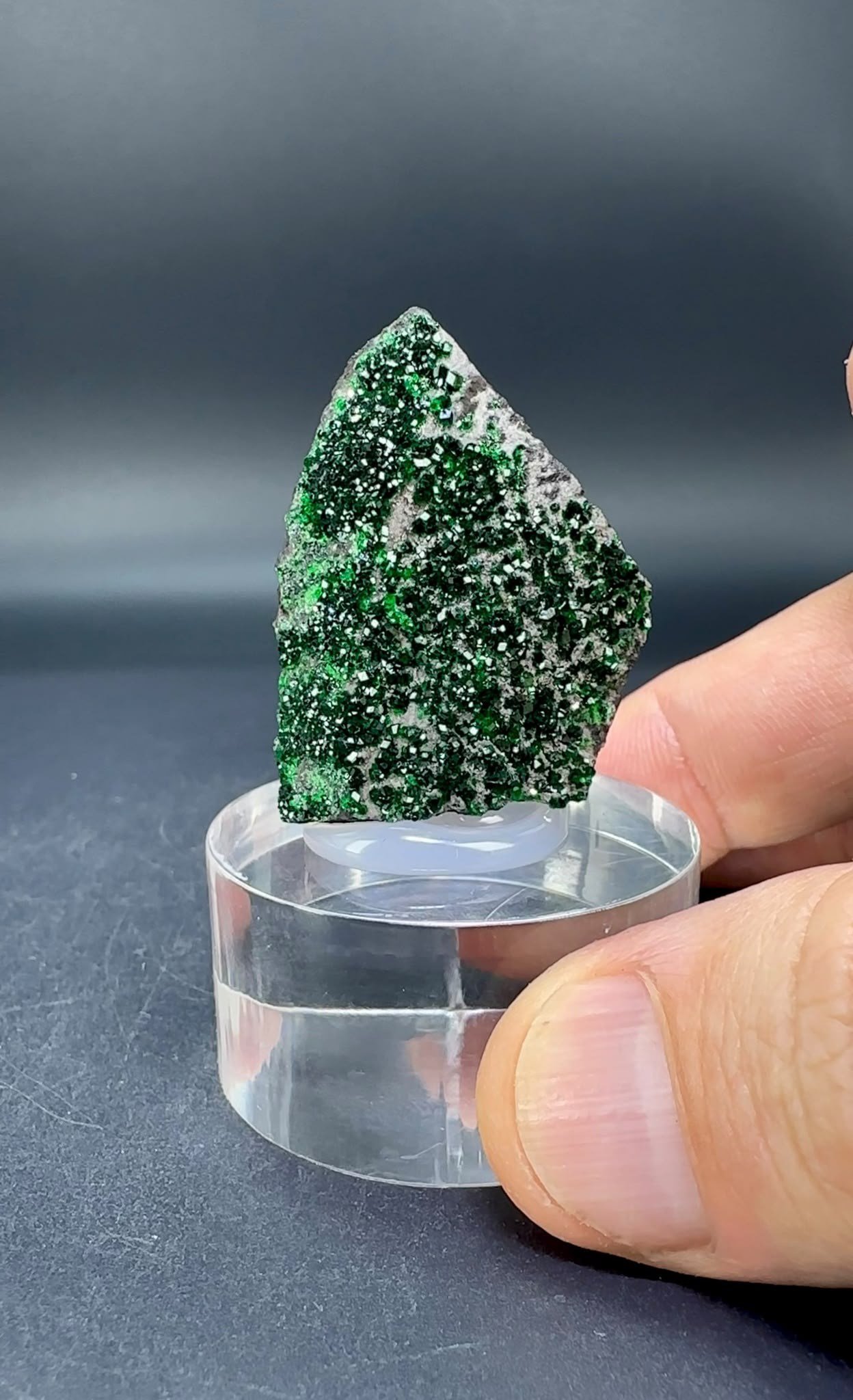 UVAROVITE GARNET 27 GR.