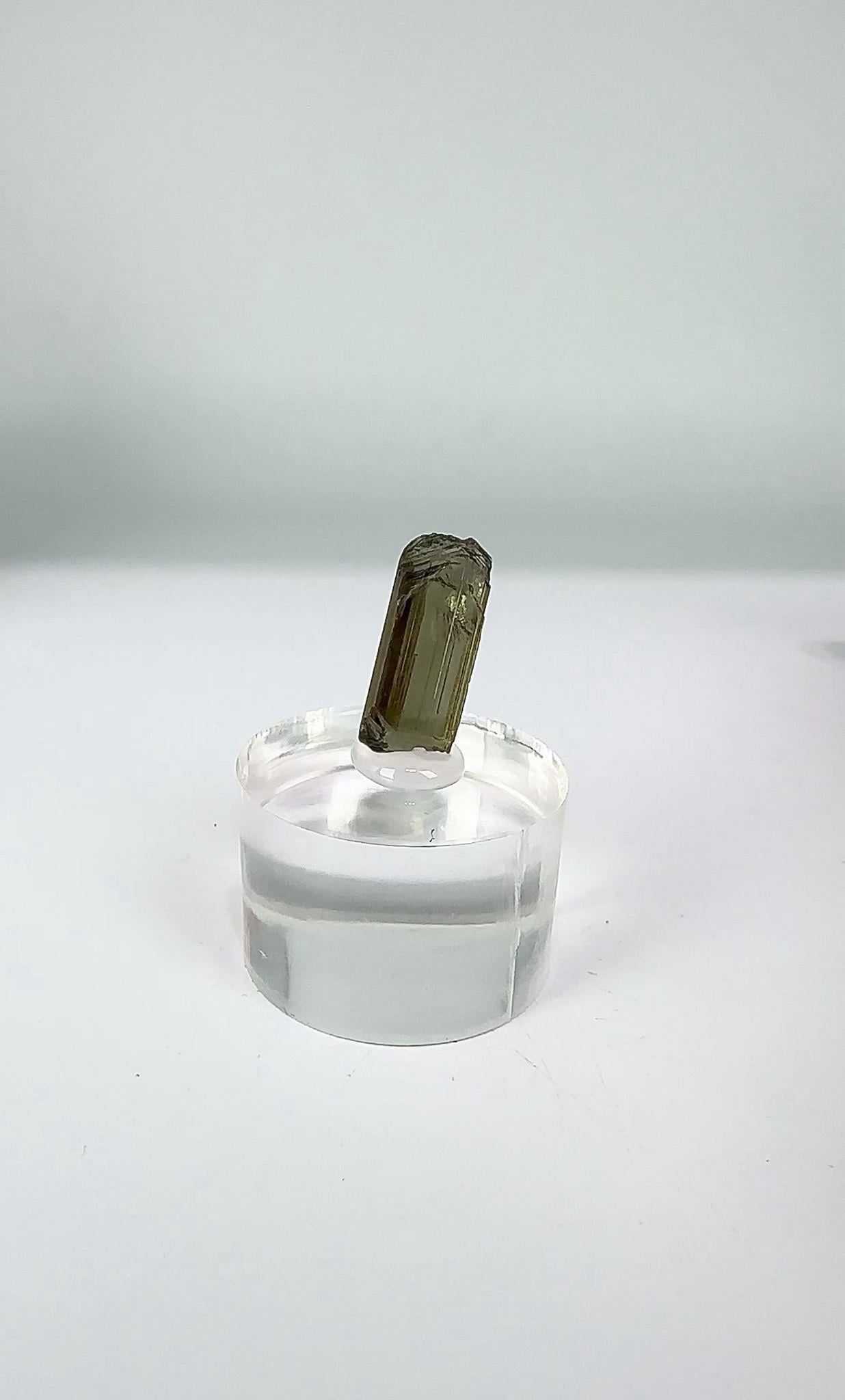 ZOİSİT (İŞLEM GÖRMEMİŞ TANZANİT) 2,9 GR.