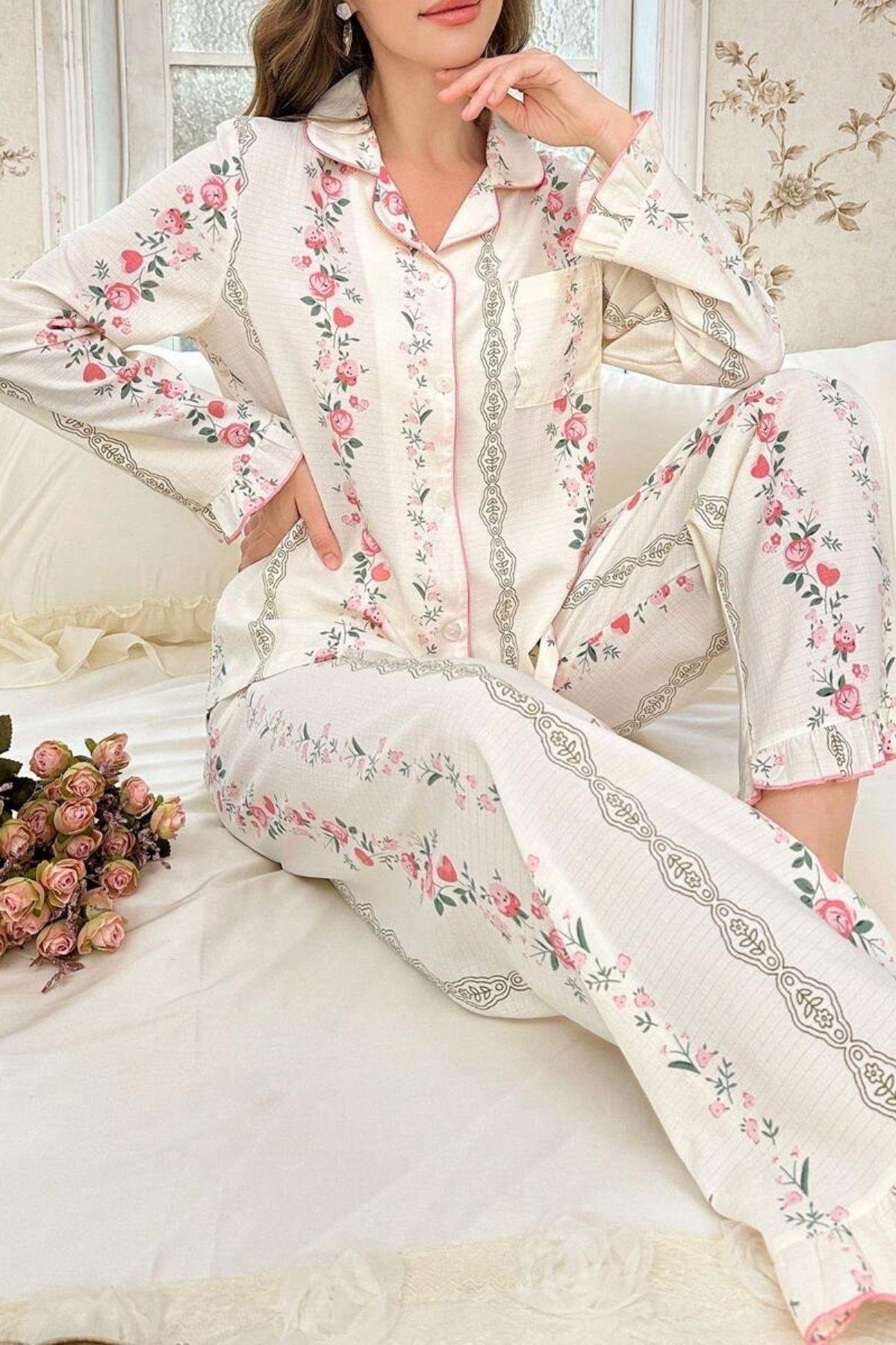 Bella Notte Ekru Pembe Minimal Çiçek Desenli Vintage Pijama Takımı 77300
