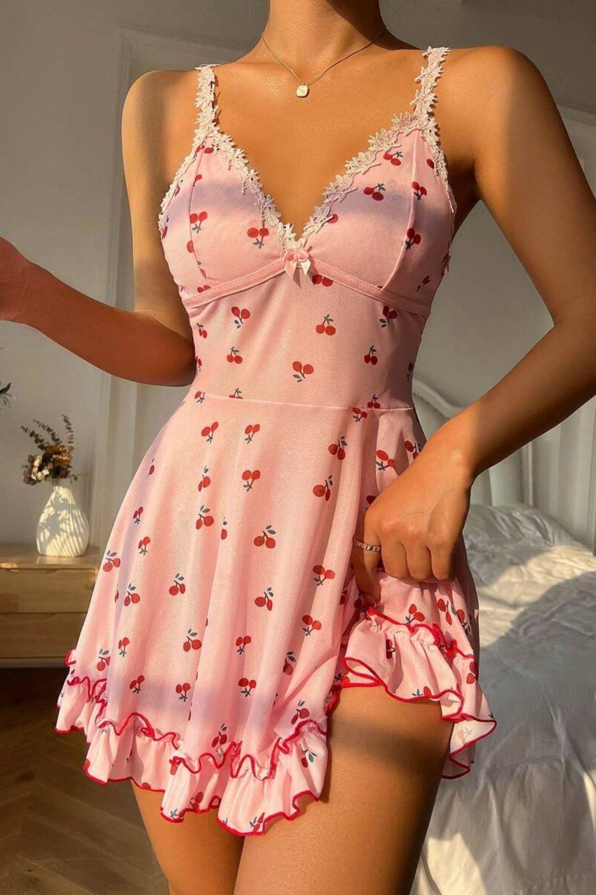 Bella Notte Pembe Kiraz Desenli Askılı Gecelik 15565