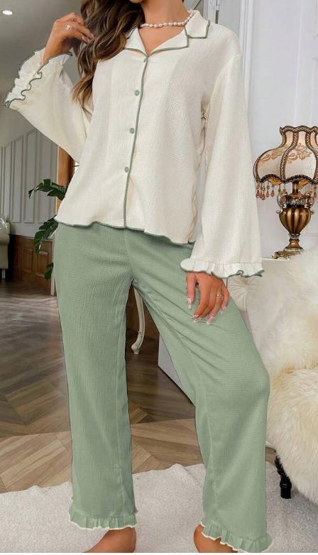 Bella Notte Uzun Kollu Yeşil Kruvaze Yaka Fırfır Detaylı Pijama Takımı 77007/YEŞİL/S