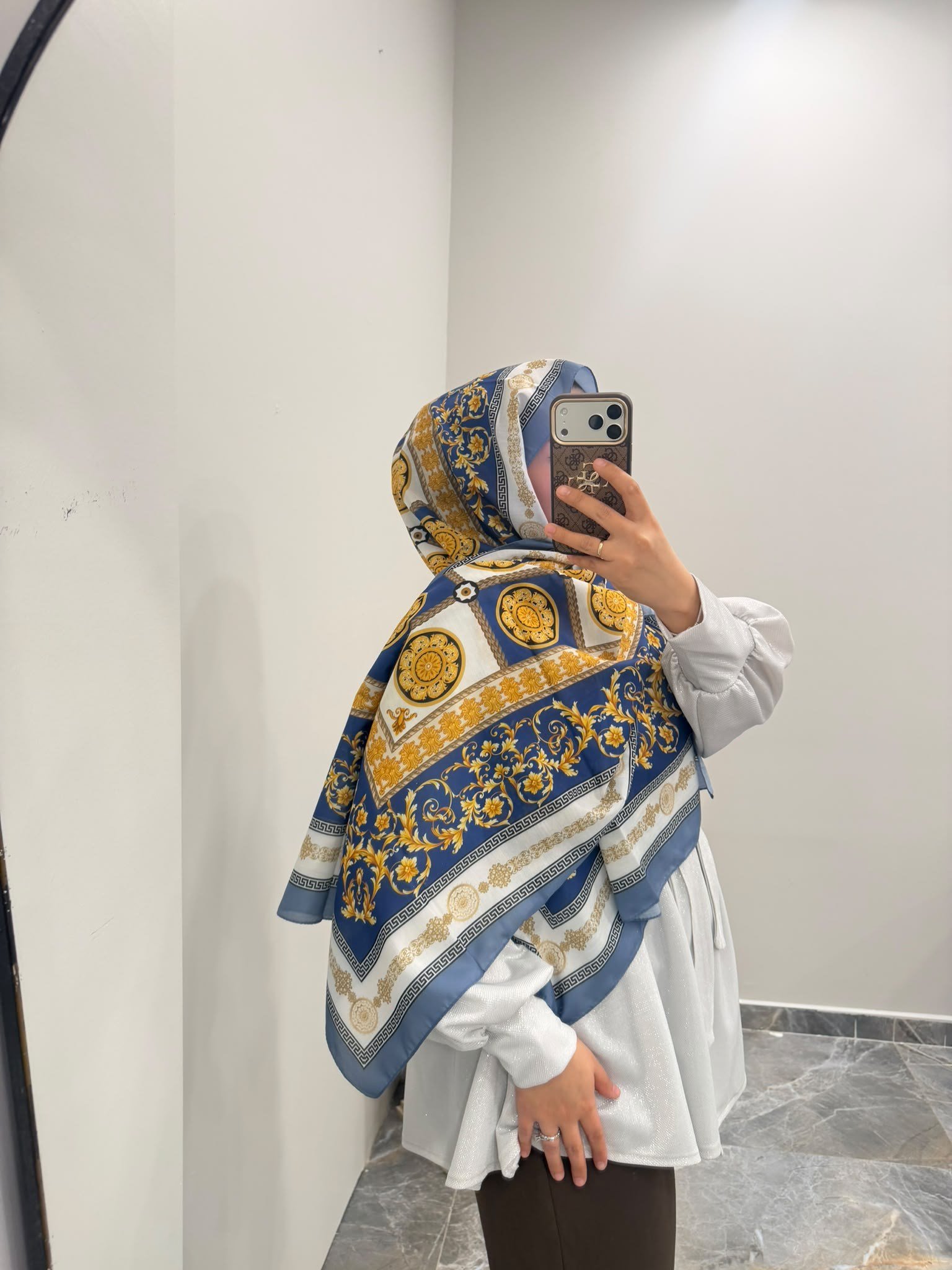Sara Mavi Şal