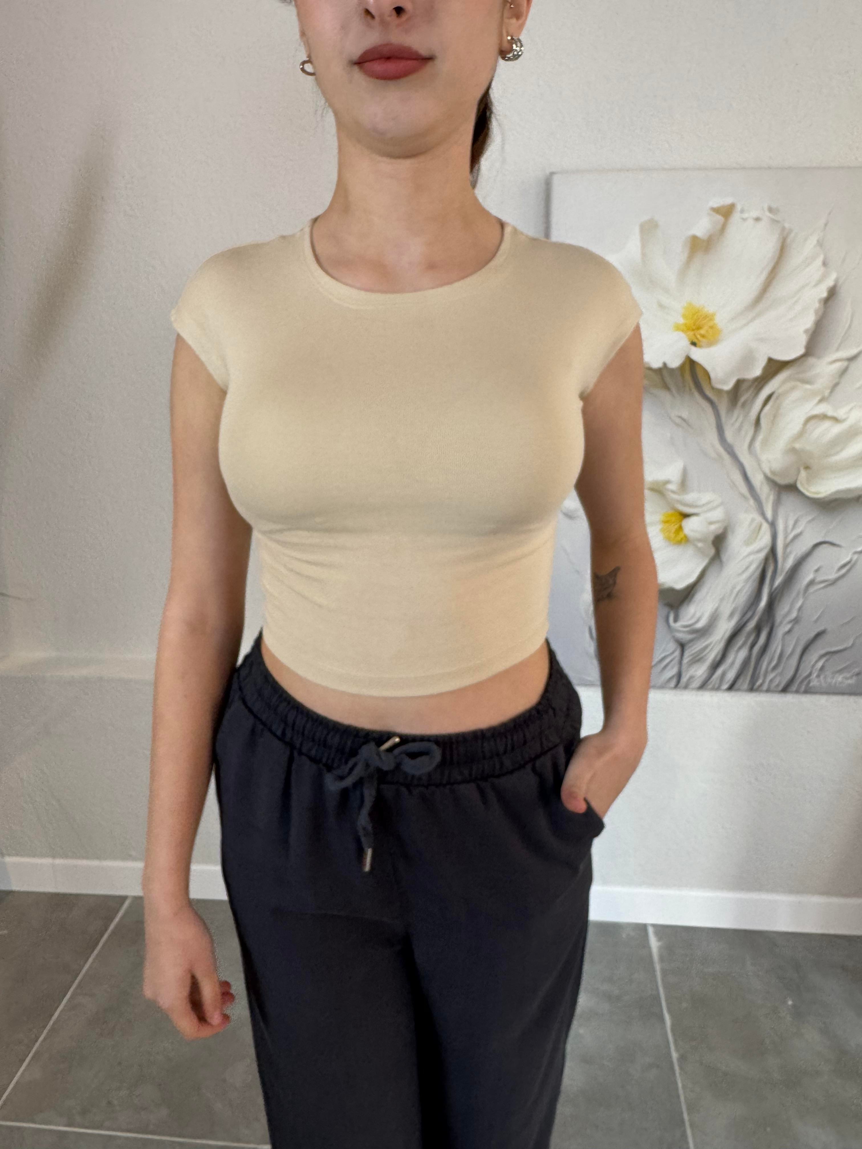 BEJ PAMUKLU CROP TİŞÖRT 