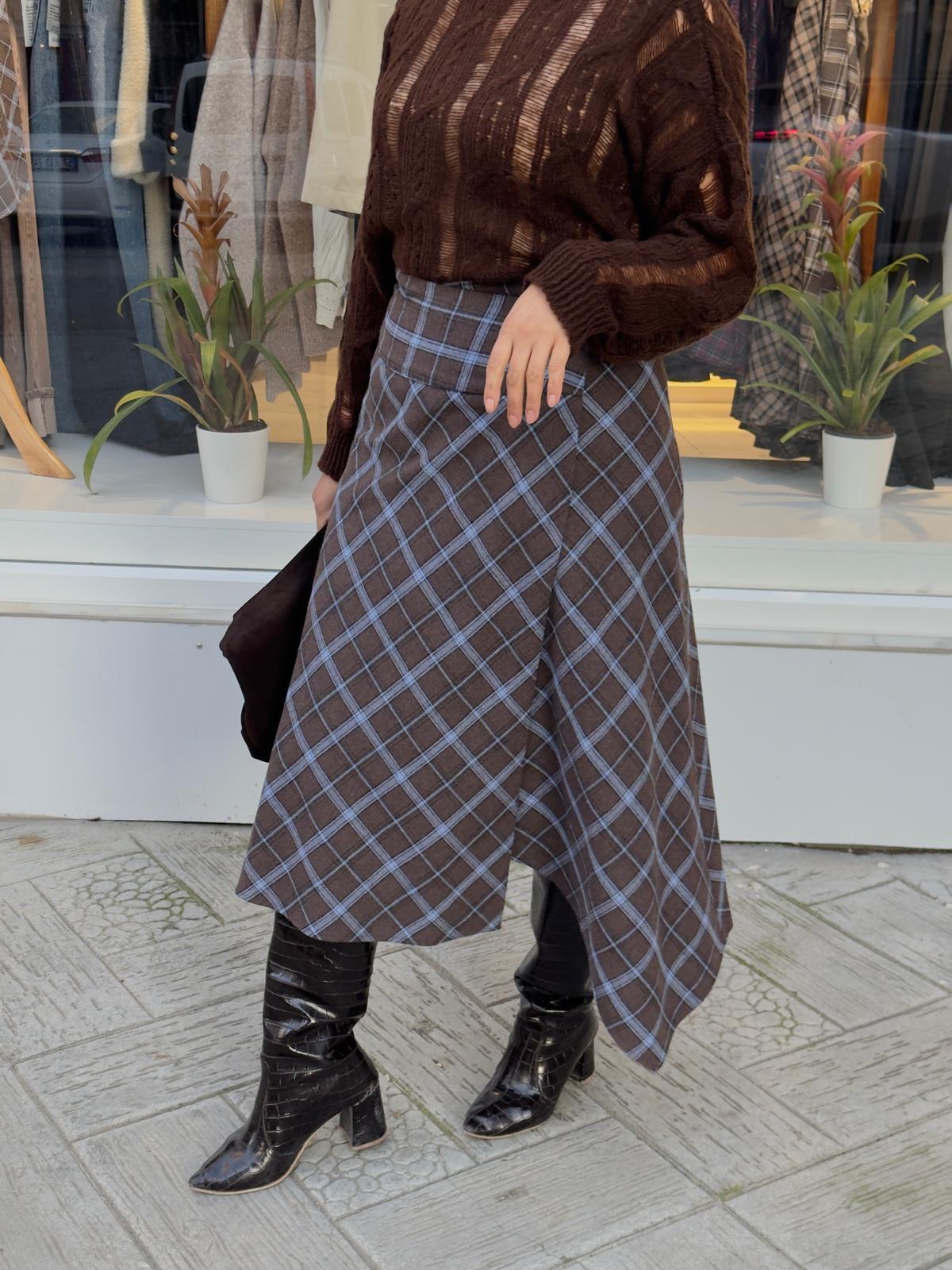 DÜĞMELİ KRUVAZE ETEK 3903
