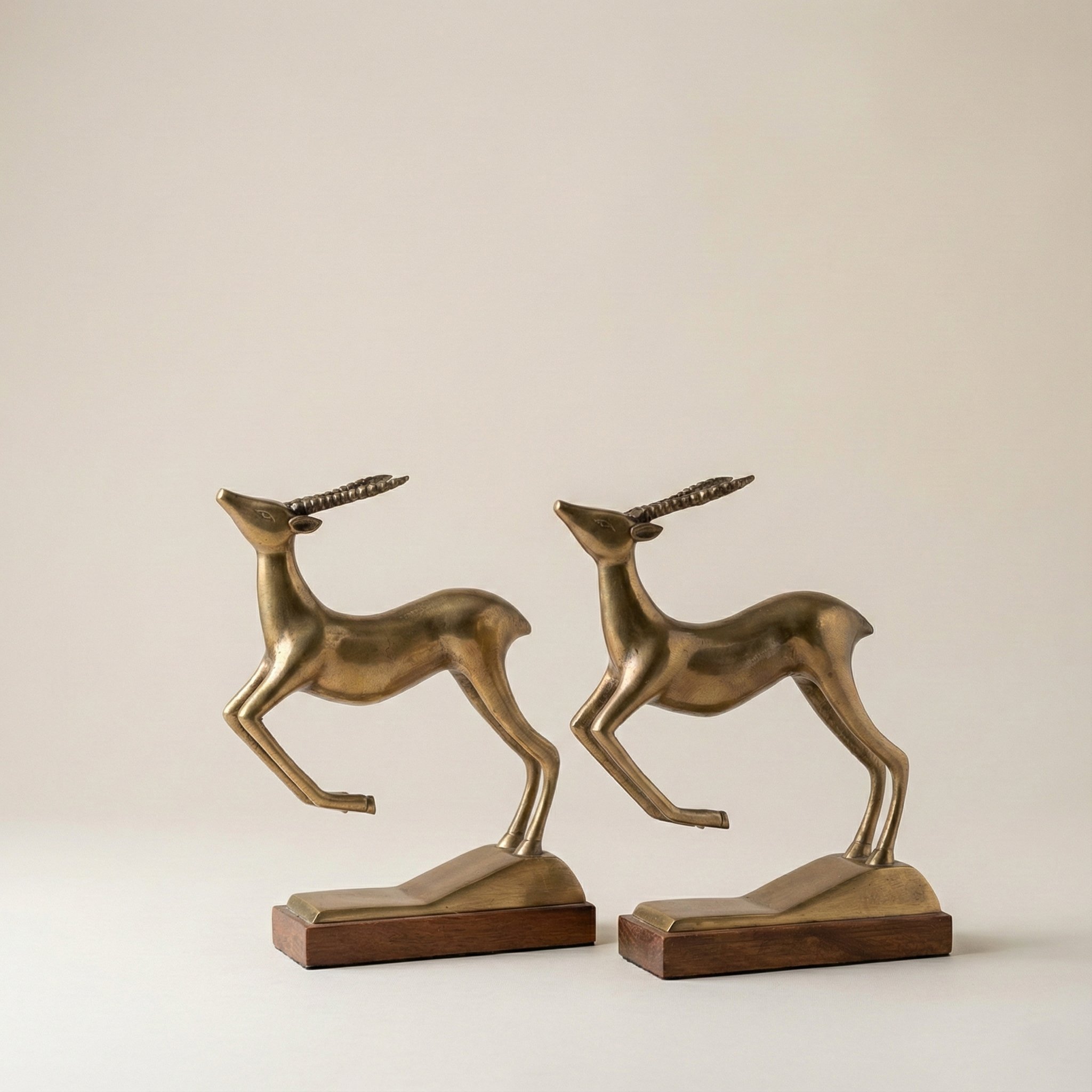 ikili-bronz-gorunumlu-ceylan-biblo-set-f512b8.png