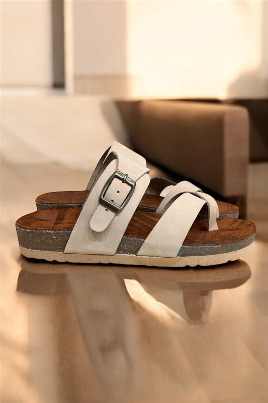 Bej Hakiki Deri Nubuk Parmak Arası  Mantar Taban Terlik