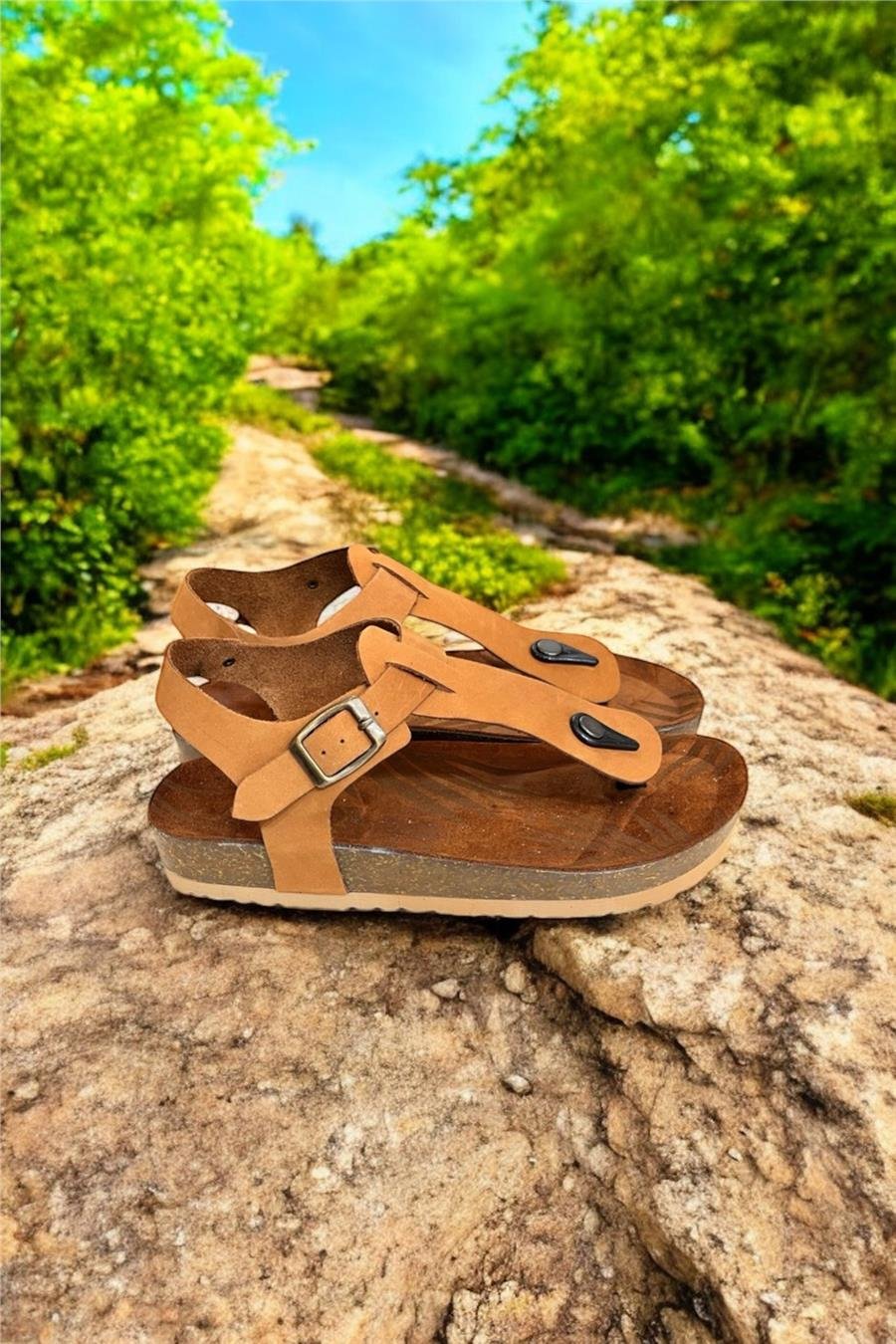Taba Hakiki Deri Parmak Arası Mantar Taban Tokalı Sandalet 