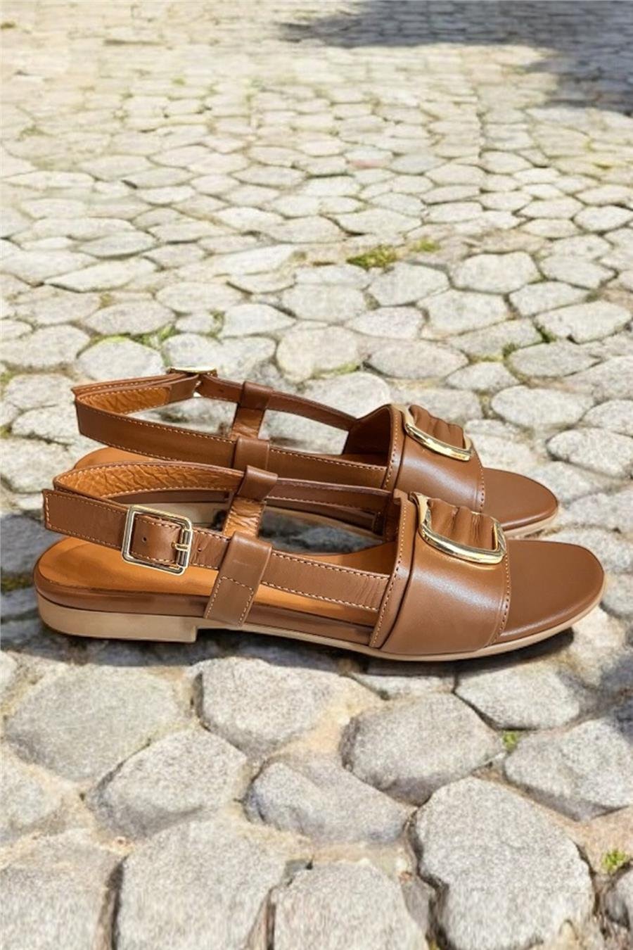 Taba Hakiki Deri Tek Bant Toka Detay Sandalet