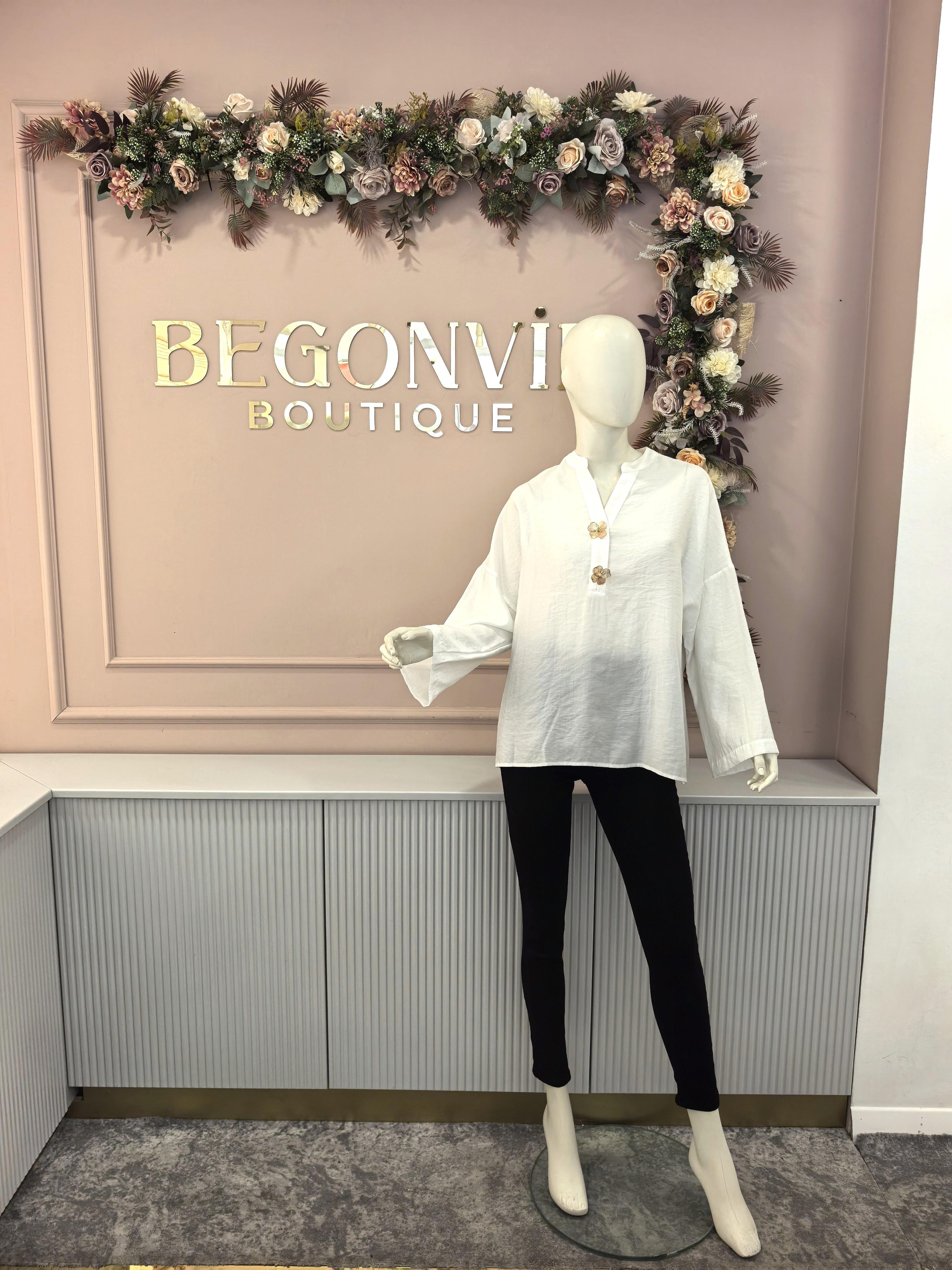 Gold Çiçek Detaylı Bluz